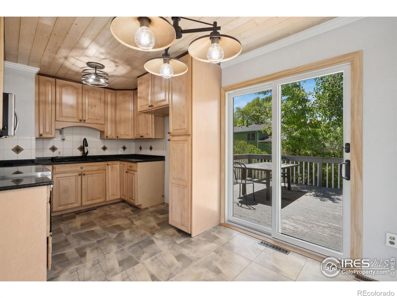 MLS Image #3 for 518  whitmore court,johnstown, Colorado