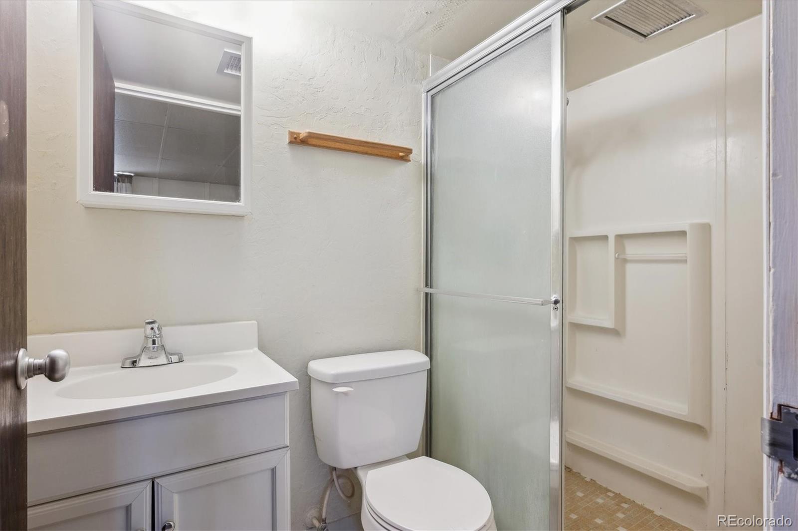MLS Image #10 for 4591 s pennsylvania street,englewood, Colorado