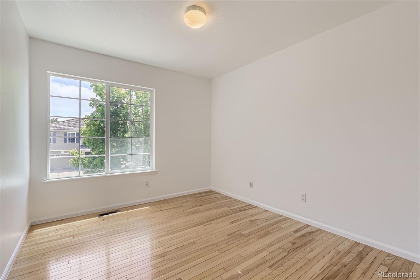 MLS Image #21 for 18807 e 51st place,denver, Colorado