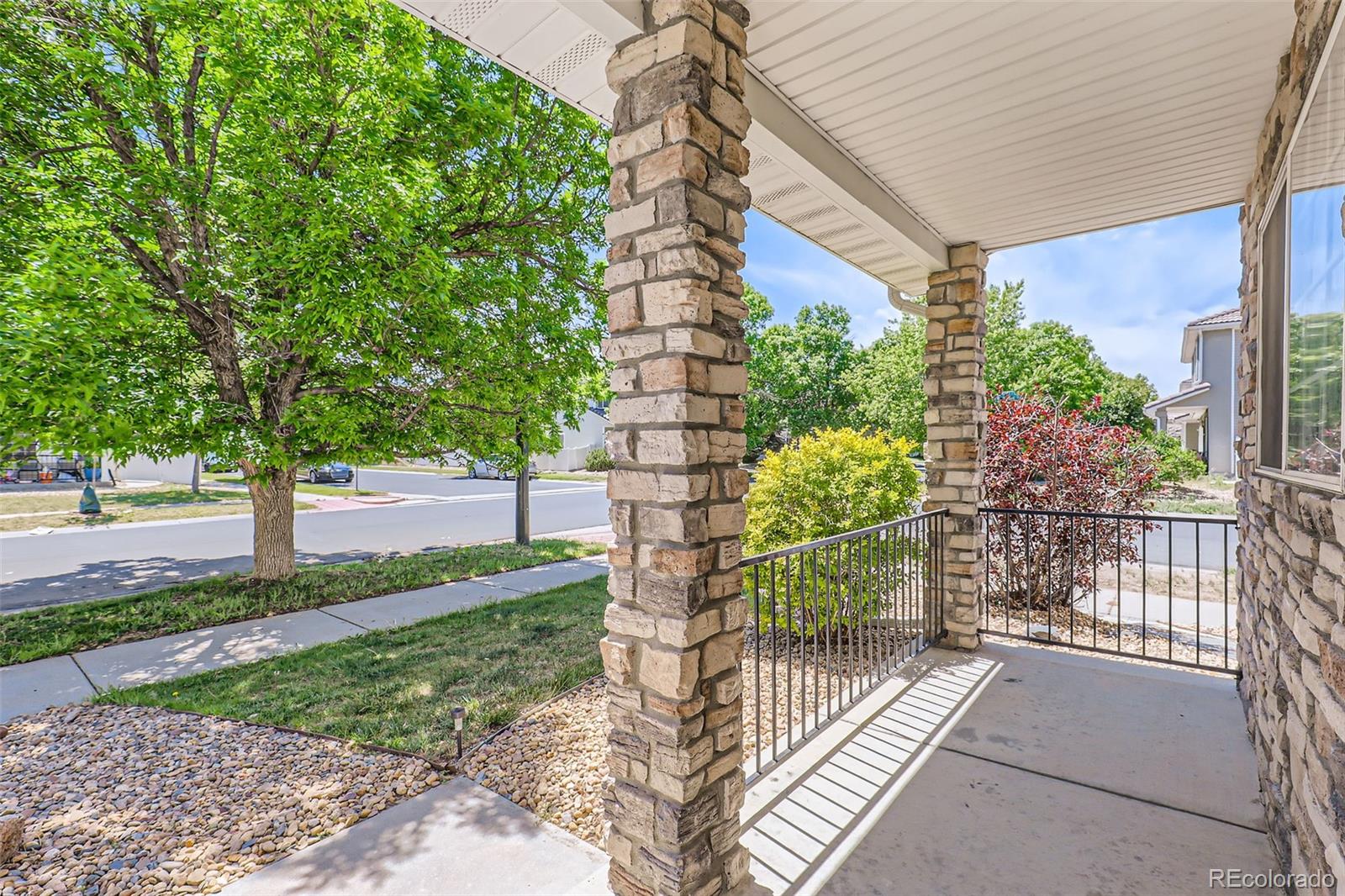 MLS Image #4 for 18807 e 51st place,denver, Colorado