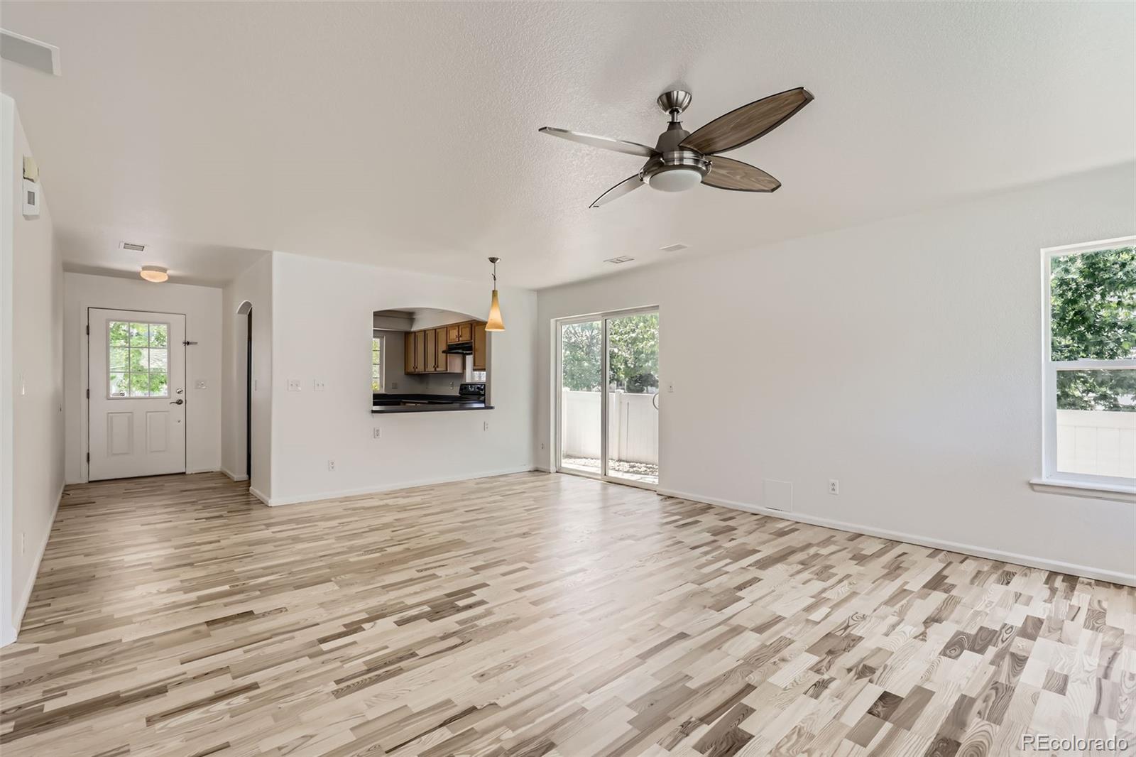 MLS Image #5 for 18807 e 51st place,denver, Colorado