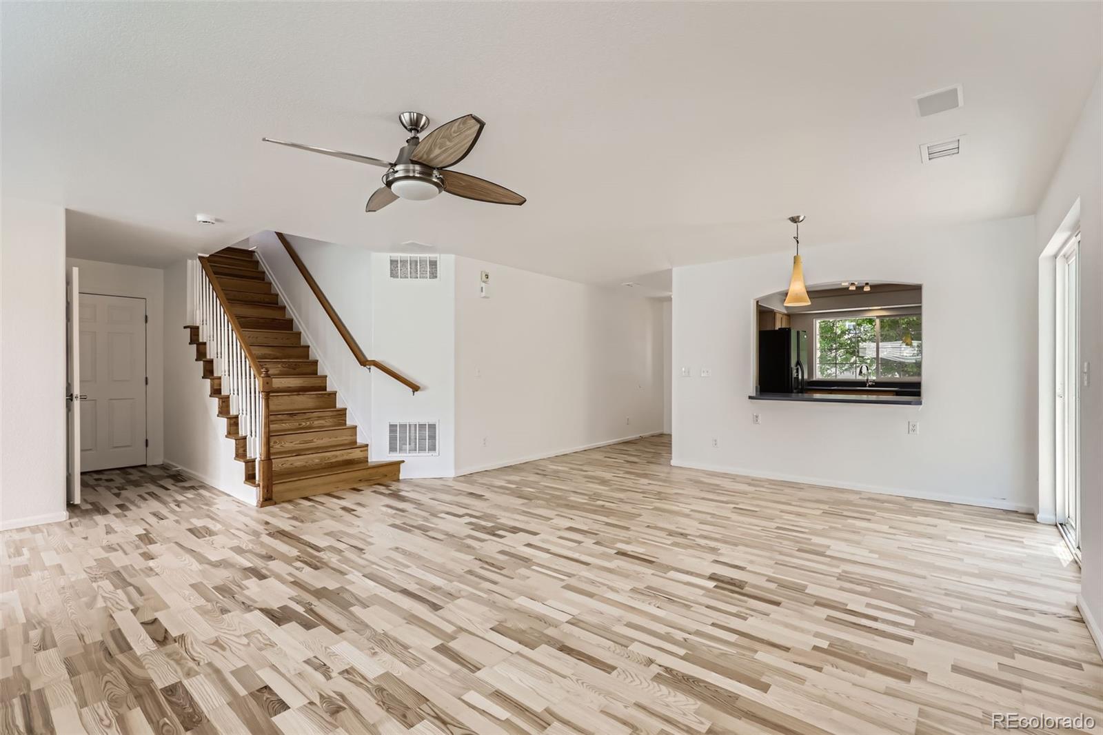 MLS Image #6 for 18807 e 51st place,denver, Colorado