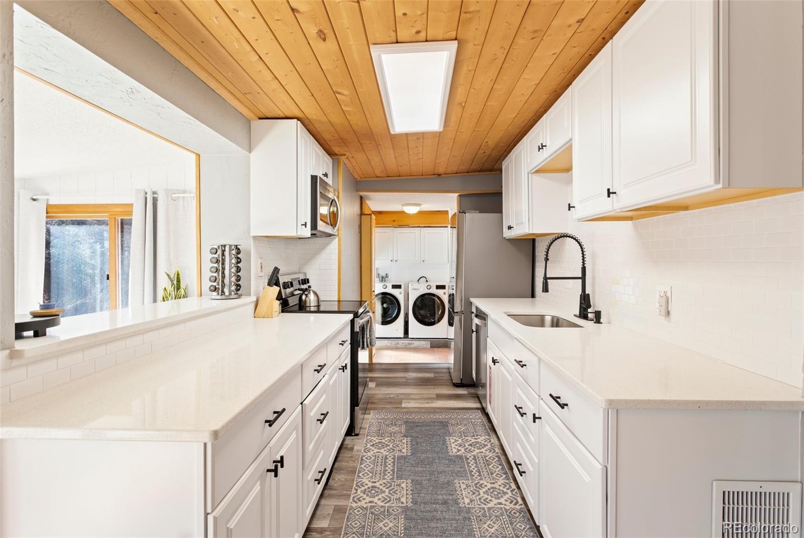 MLS Image #14 for 470  bear creek road,colorado springs, Colorado