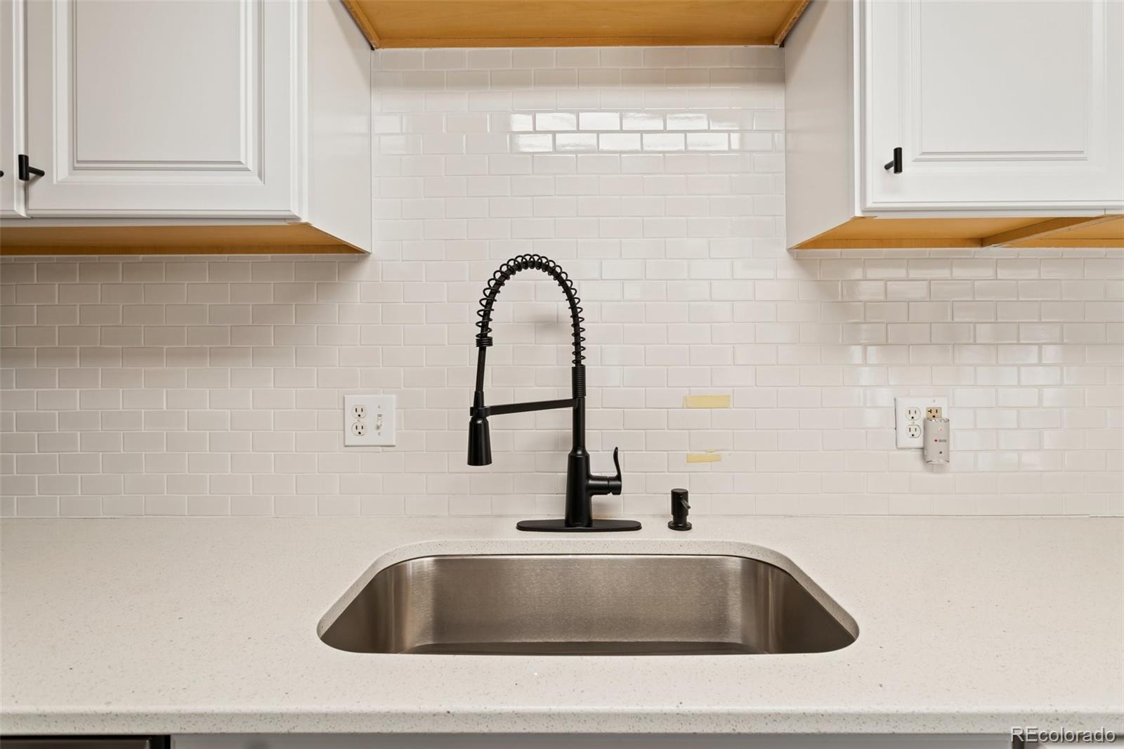 MLS Image #16 for 470  bear creek road,colorado springs, Colorado