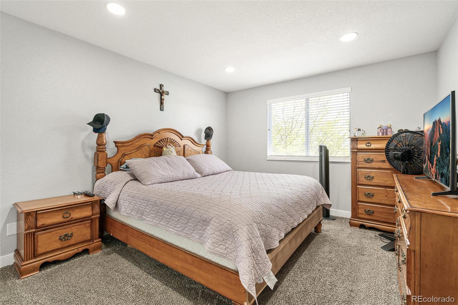 MLS Image #10 for 9605  orangewood drive,thornton, Colorado