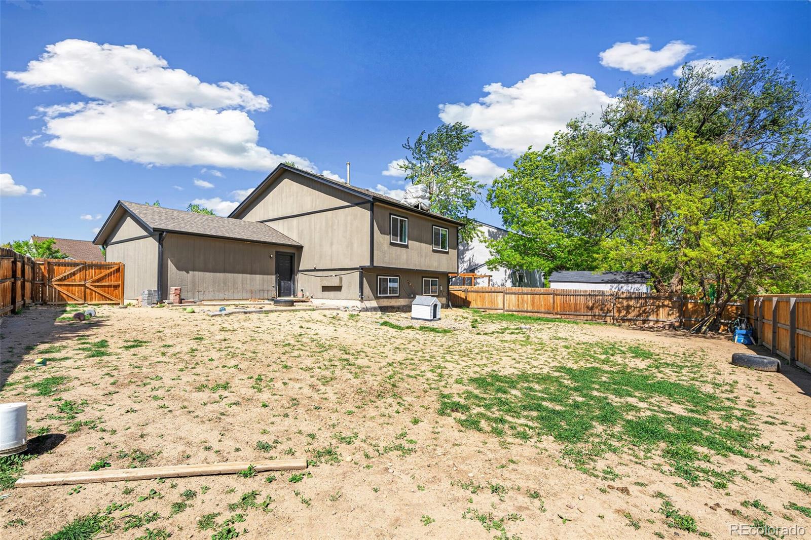MLS Image #13 for 9605  orangewood drive,thornton, Colorado
