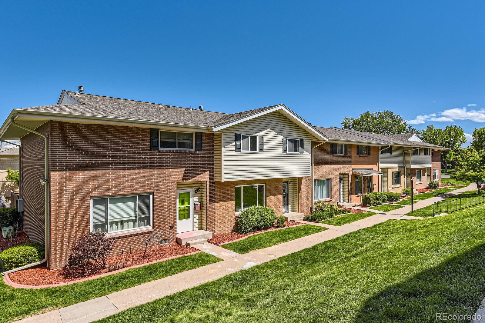 MLS Image #3 for 9263 e nassau avenue,denver, Colorado