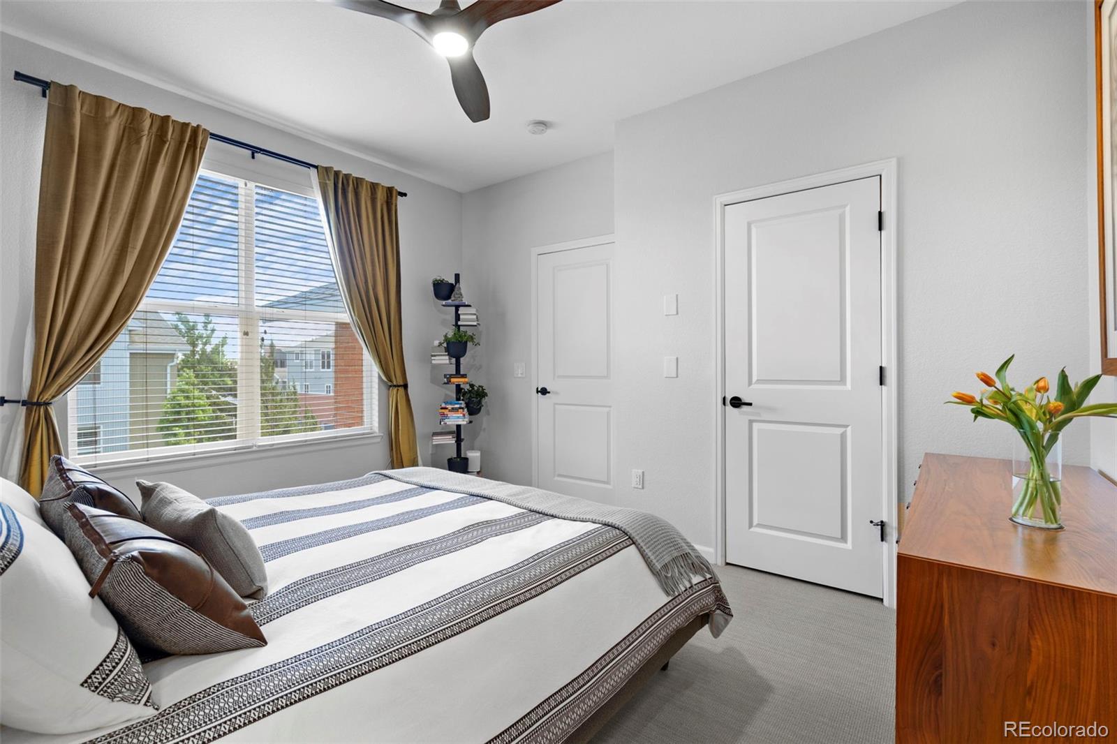 MLS Image #14 for 84  spruce street,denver, Colorado