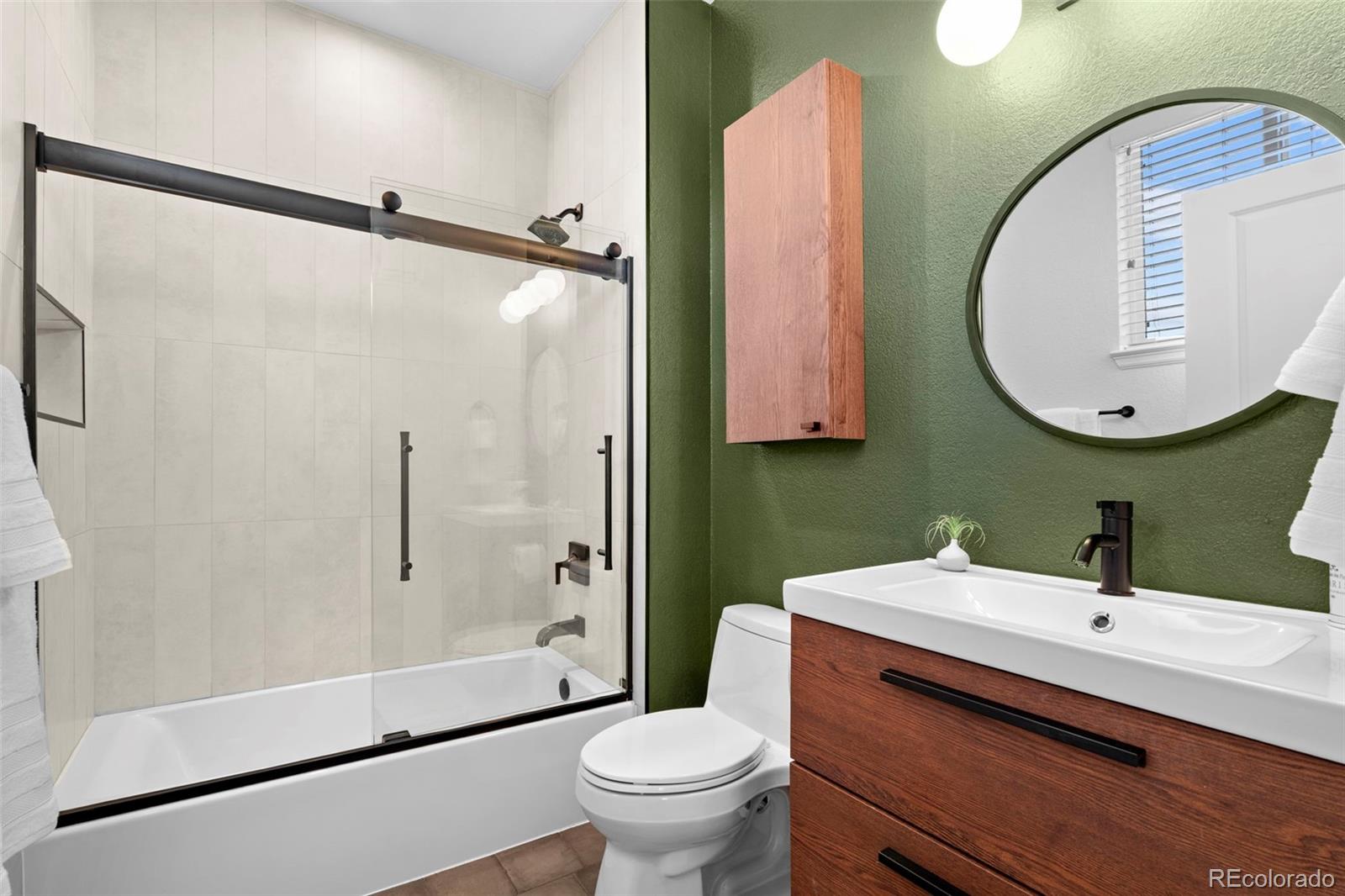 MLS Image #20 for 84  spruce street,denver, Colorado
