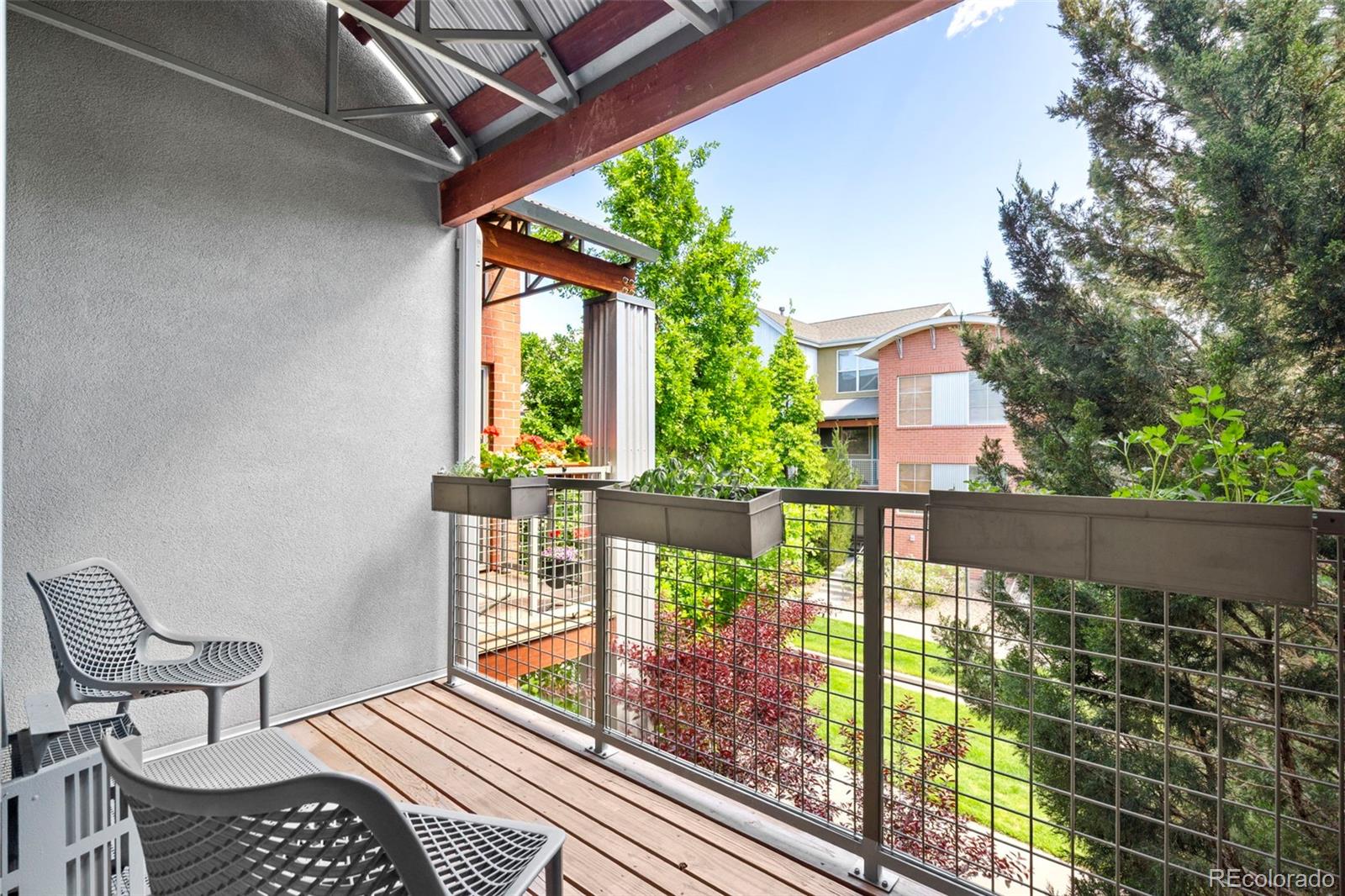 MLS Image #21 for 84  spruce street,denver, Colorado