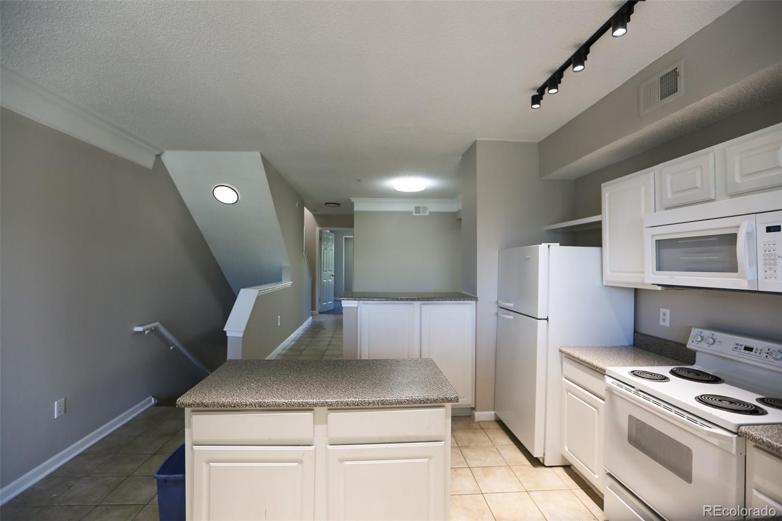 MLS Image #10 for 1652  egret way,superior, Colorado