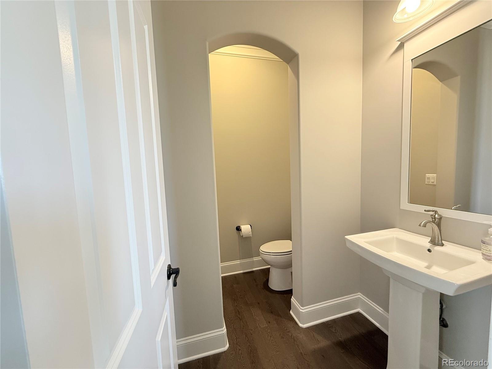MLS Image #13 for 6023  chester way,denver, Colorado