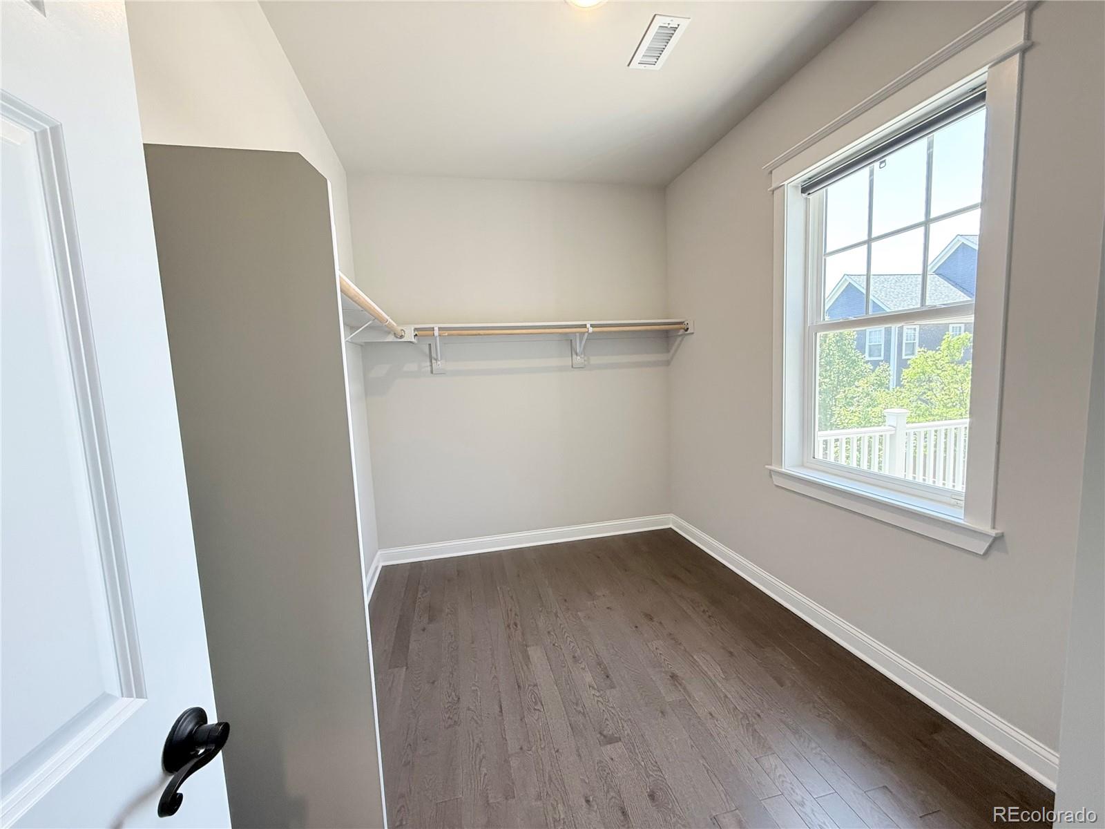 MLS Image #18 for 6023  chester way,denver, Colorado