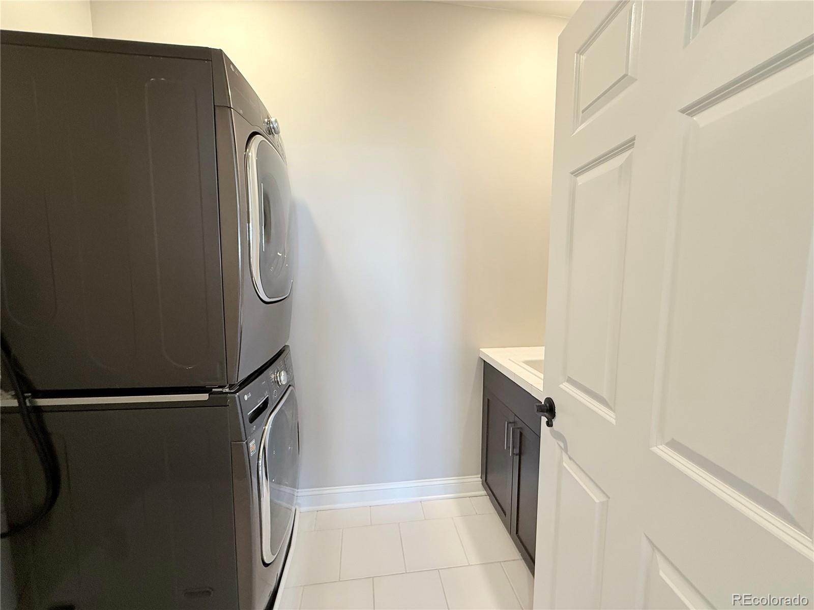 MLS Image #25 for 6023  chester way,denver, Colorado