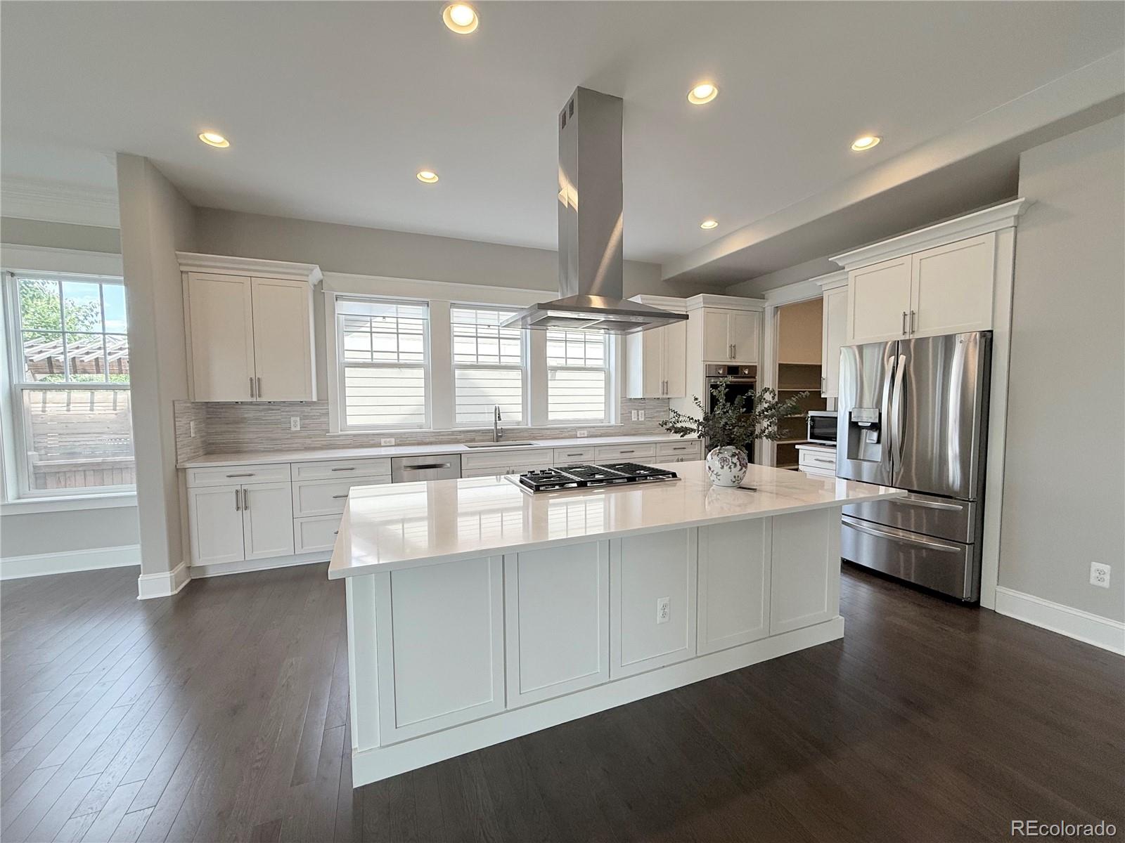 MLS Image #6 for 6023  chester way,denver, Colorado