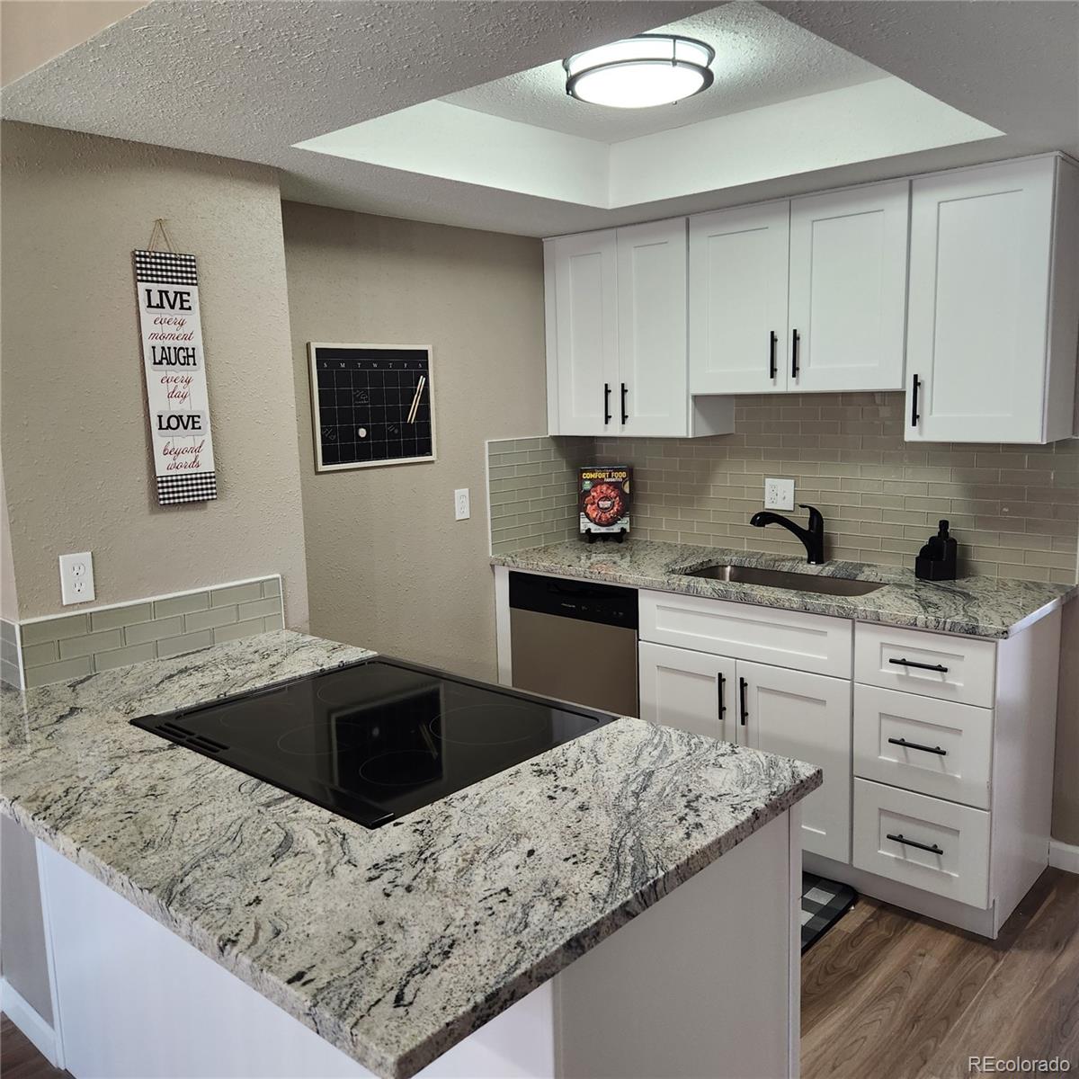 MLS Image #2 for 2746 s kenton court,aurora, Colorado