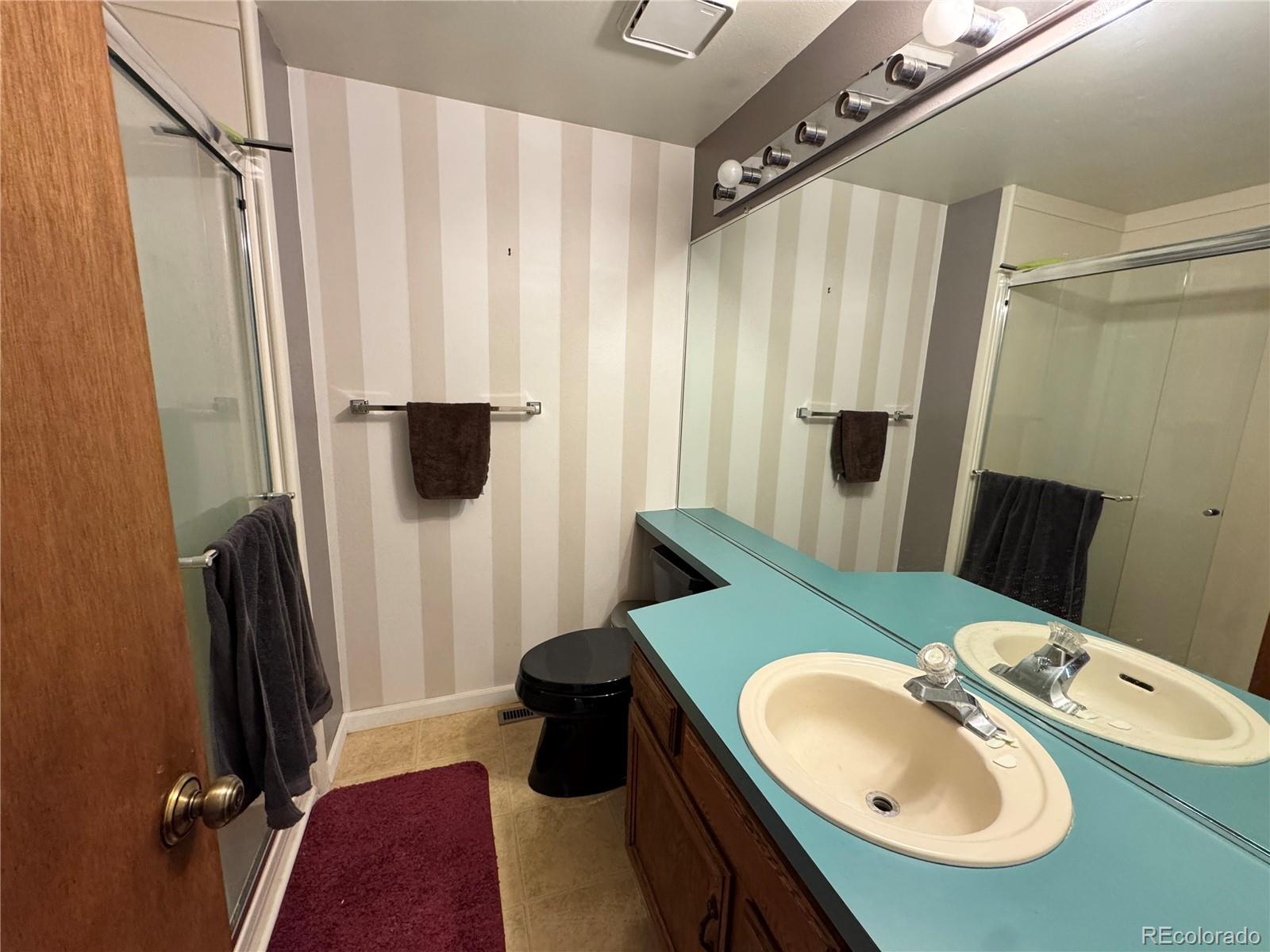MLS Image #13 for 971 s evanston circle,aurora, Colorado