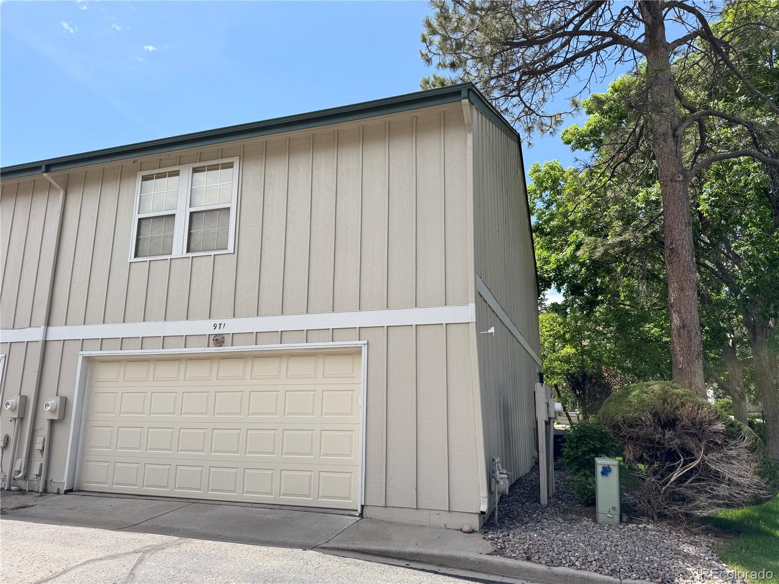 MLS Image #26 for 971 s evanston circle,aurora, Colorado