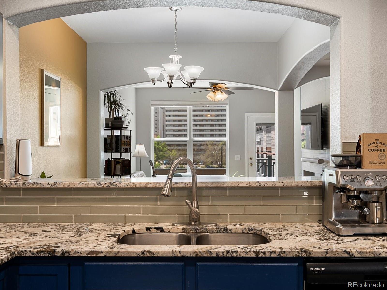 MLS Image #10 for 1747 n pearl street,denver, Colorado