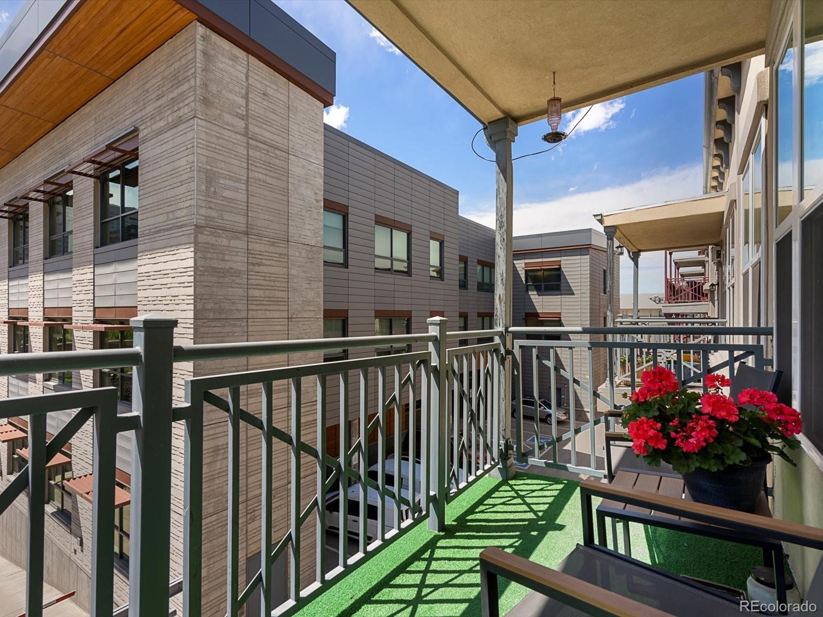 MLS Image #21 for 1747 n pearl street,denver, Colorado