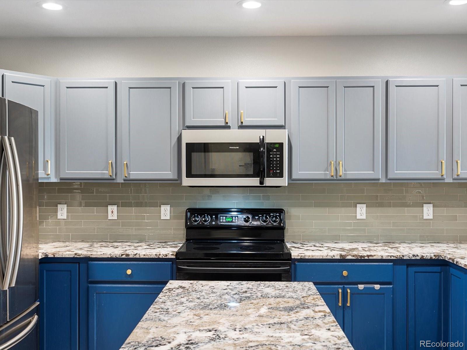 MLS Image #5 for 1747 n pearl street,denver, Colorado