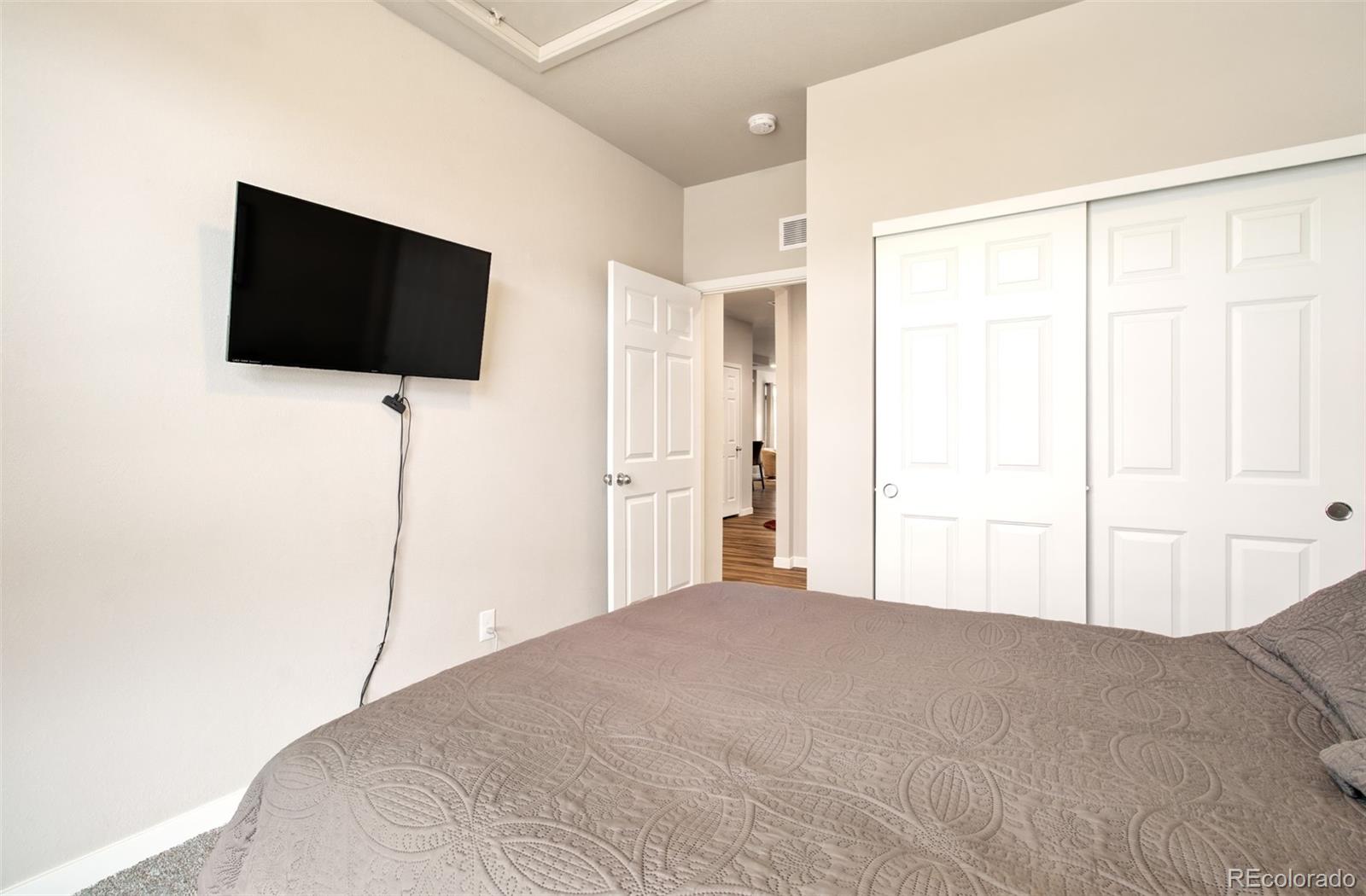 MLS Image #4 for 6374  syre point,colorado springs, Colorado