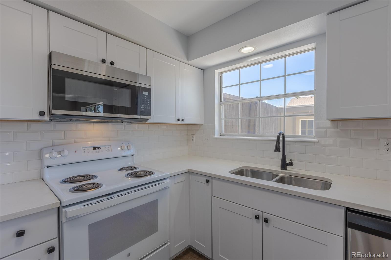 MLS Image #10 for 8780 e yale avenue,denver, Colorado