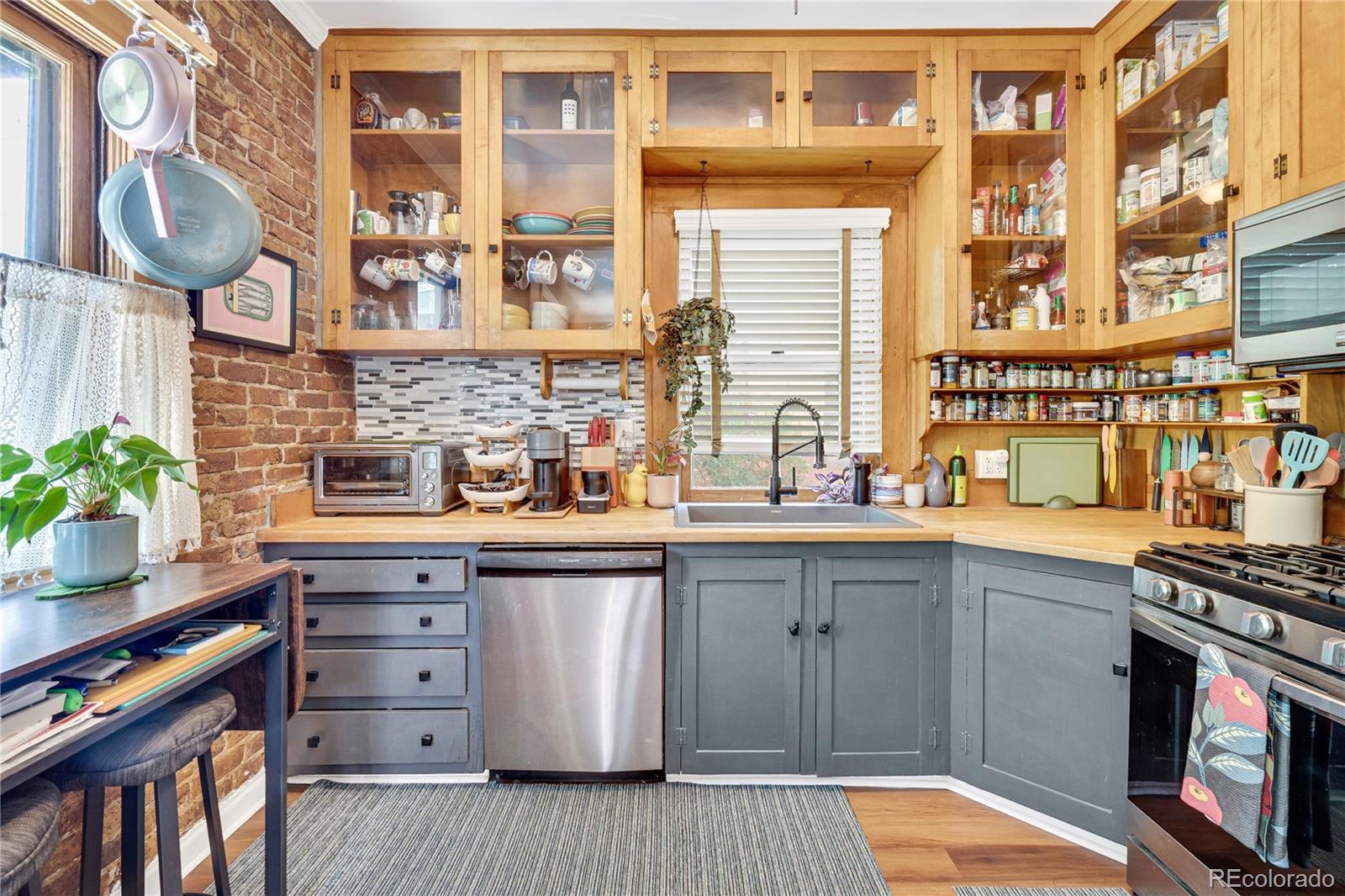 MLS Image #16 for 2236  forest street,denver, Colorado