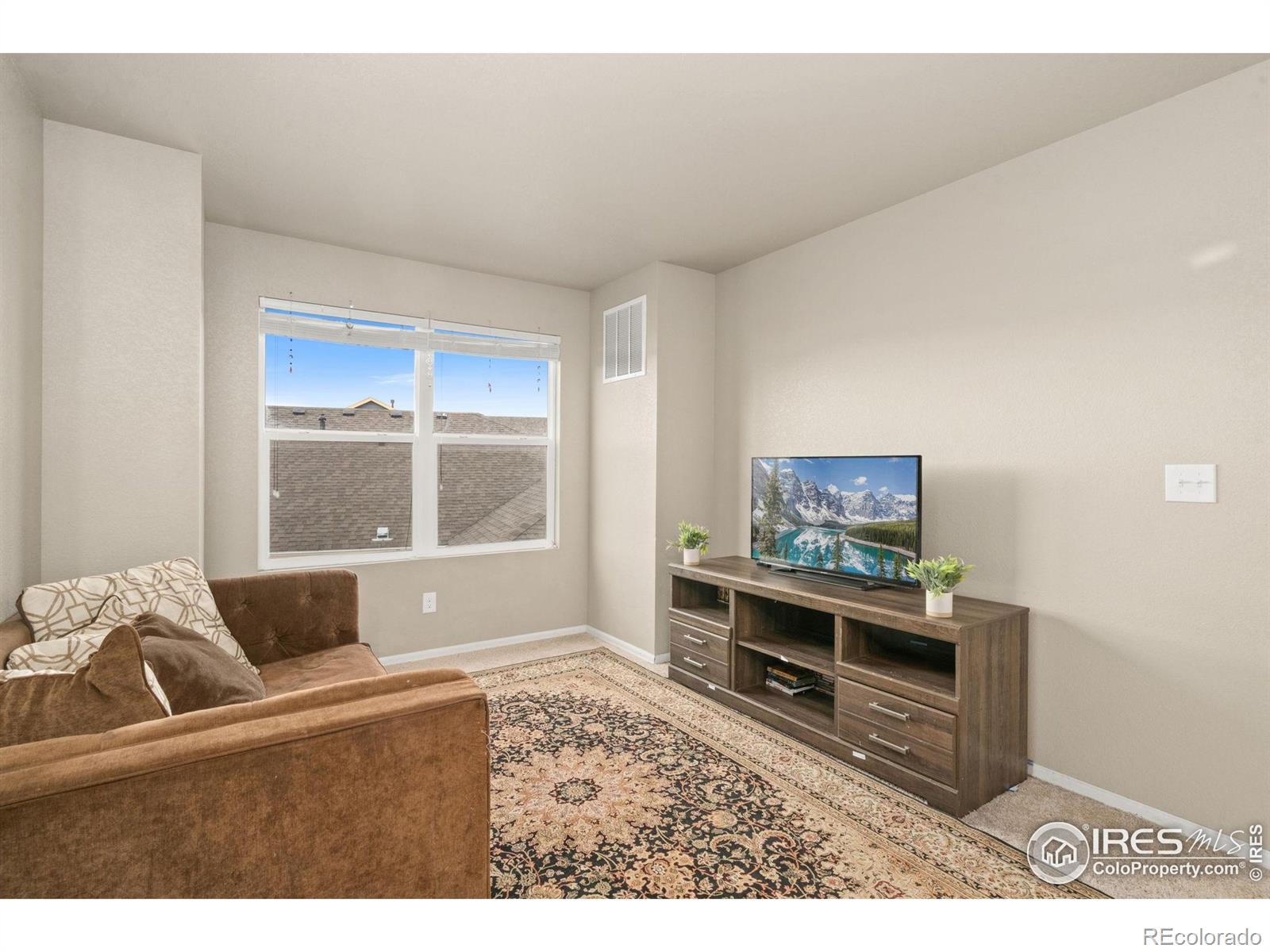 MLS Image #11 for 6722  grainery road,timnath, Colorado