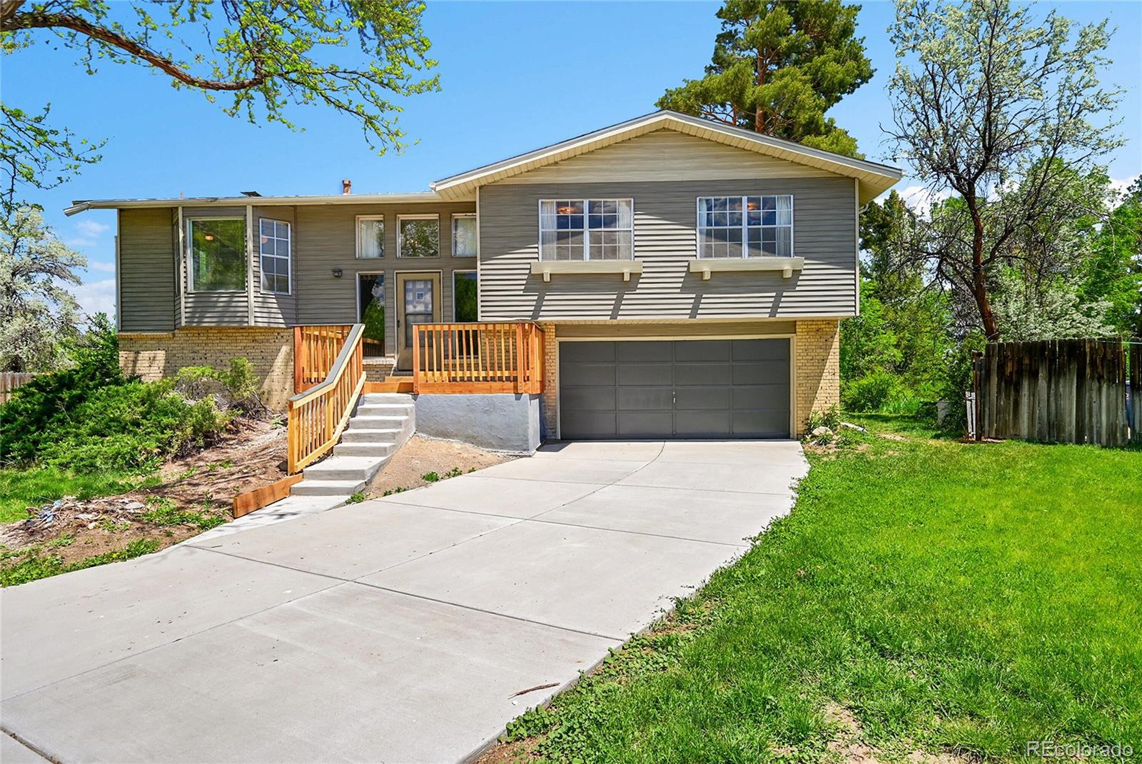 CMA Image for 7448 W Geddes Place,Littleton, Colorado