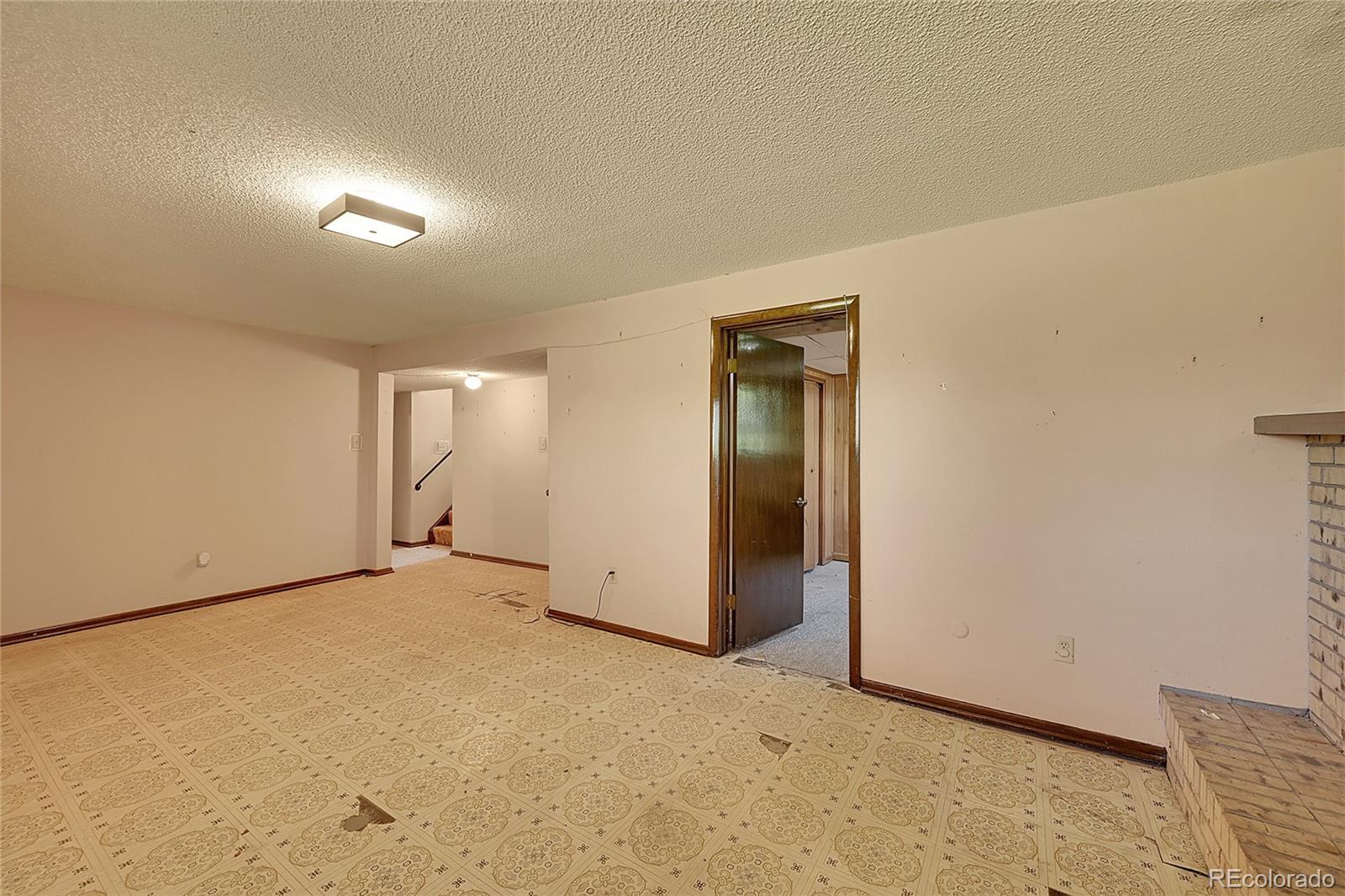 MLS Image #20 for 7448 w geddes place,littleton, Colorado