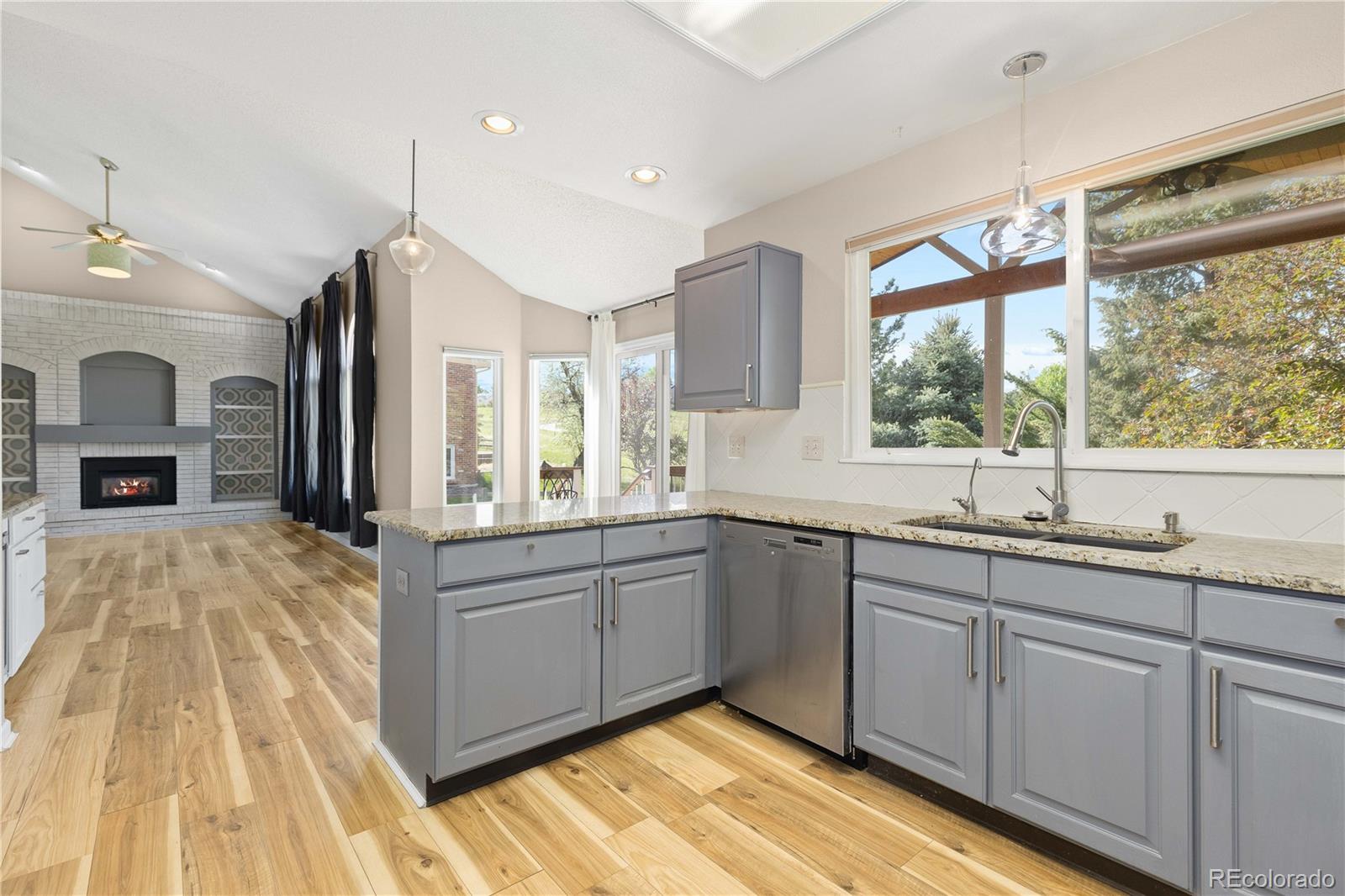 MLS Image #10 for 20816 e shefield place,parker, Colorado