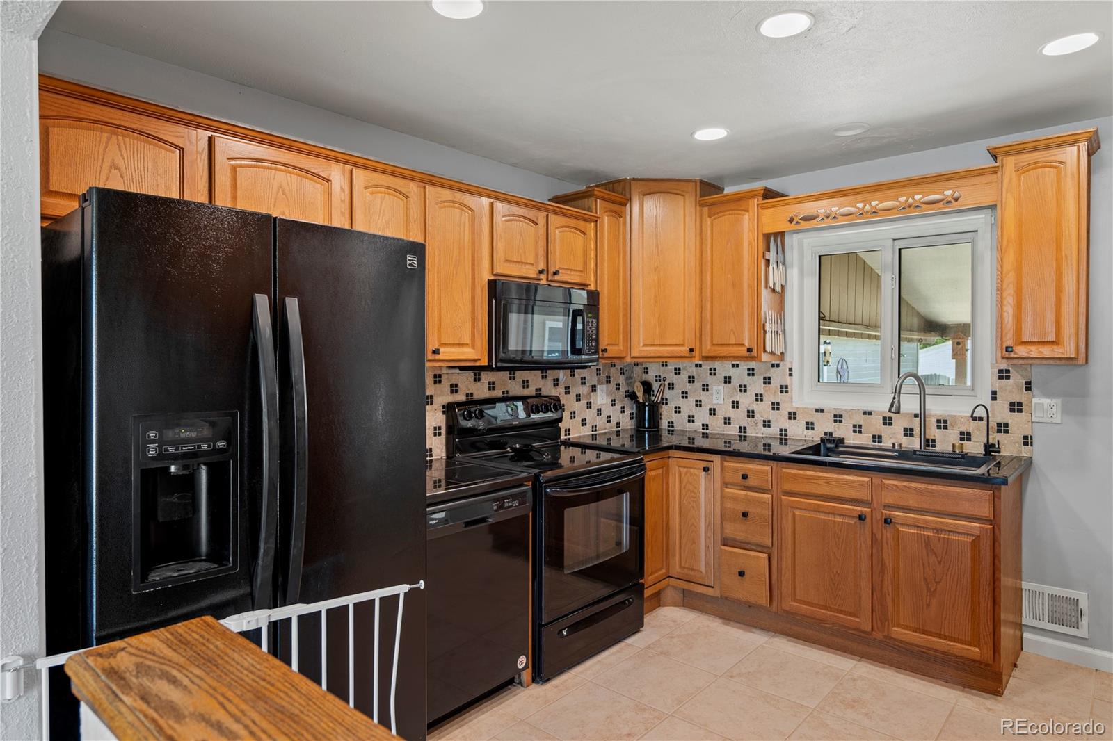 MLS Image #12 for 160  northglenn drive,northglenn, Colorado