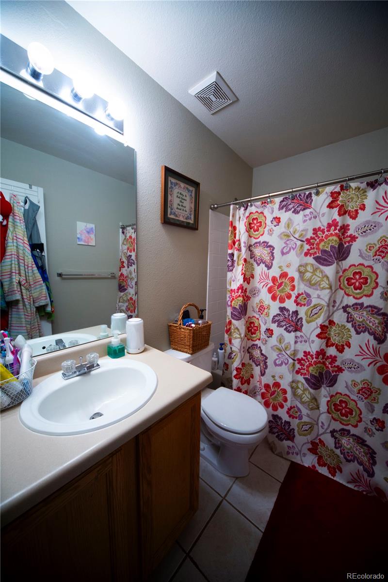 MLS Image #15 for 9950  sydney lane,highlands ranch, Colorado