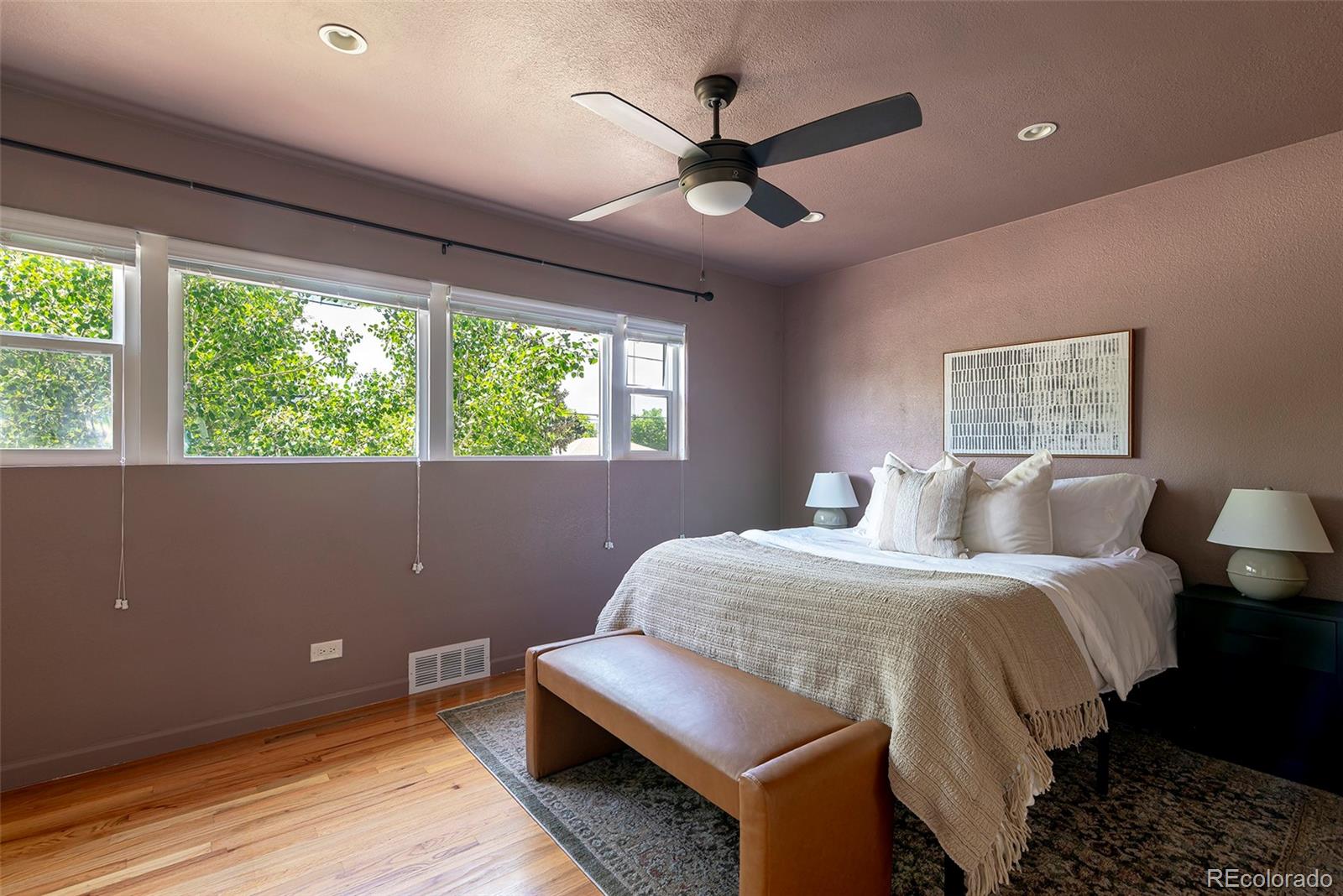 MLS Image #11 for 1650 s holly street,denver, Colorado