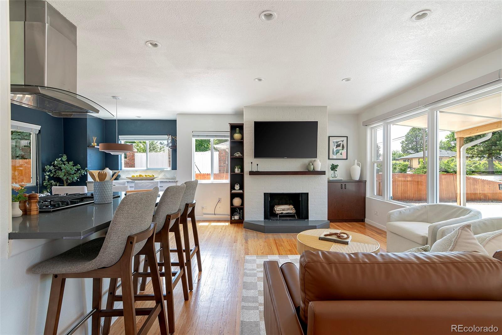 MLS Image #3 for 1650 s holly street,denver, Colorado