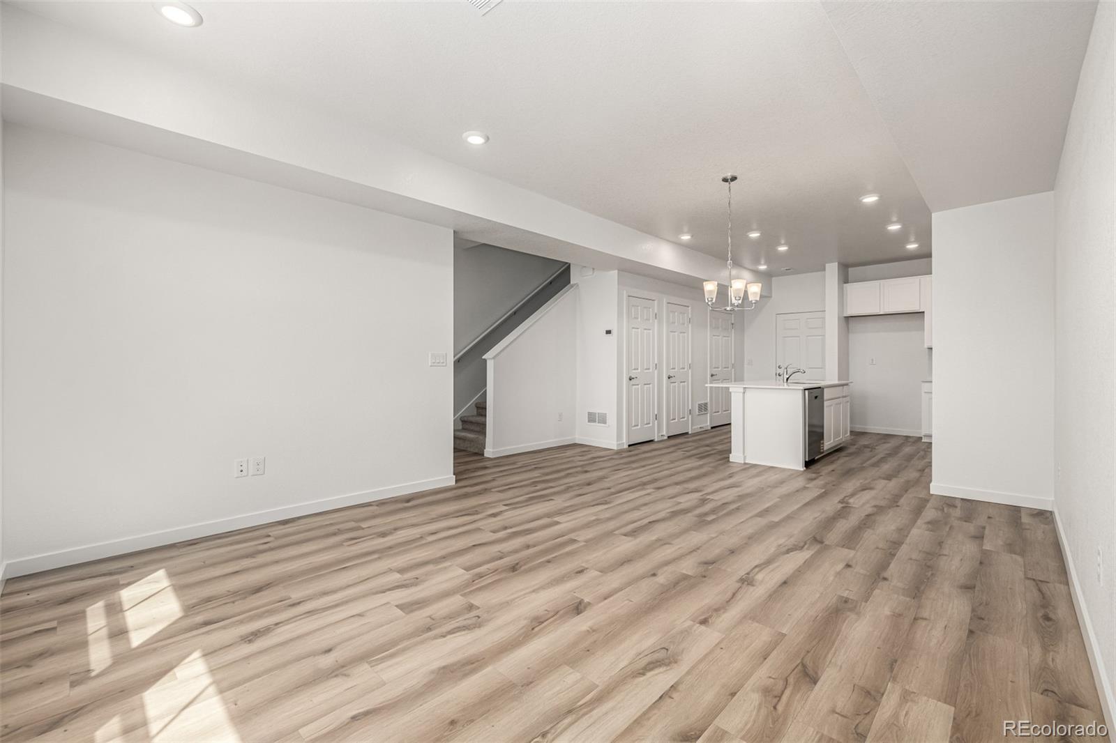 MLS Image #10 for 2887 e 103rd drive,thornton, Colorado