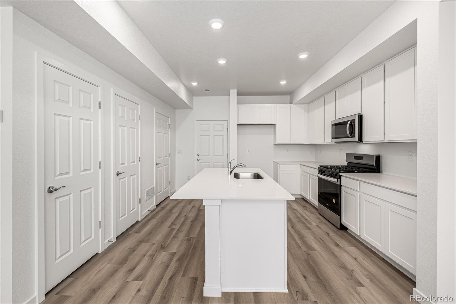 MLS Image #15 for 2887 e 103rd drive,thornton, Colorado