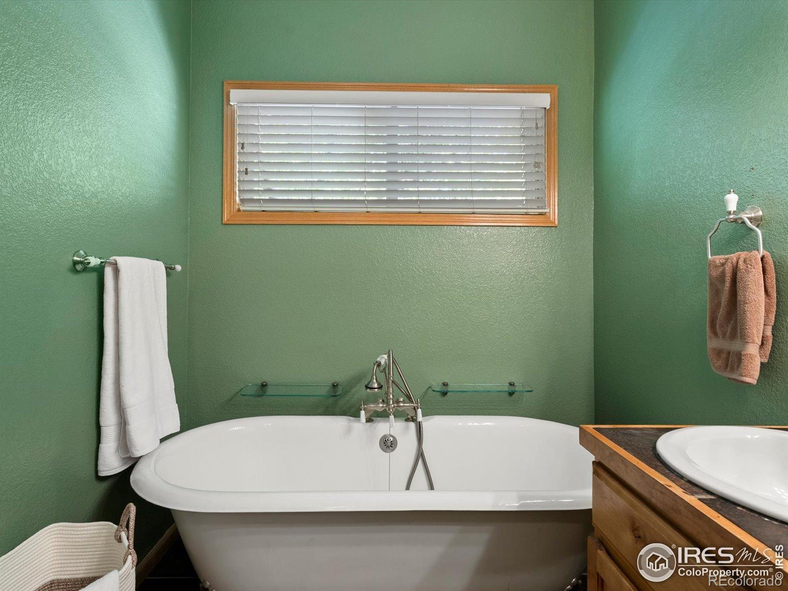 MLS Image #16 for 101 se 2nd street,berthoud, Colorado