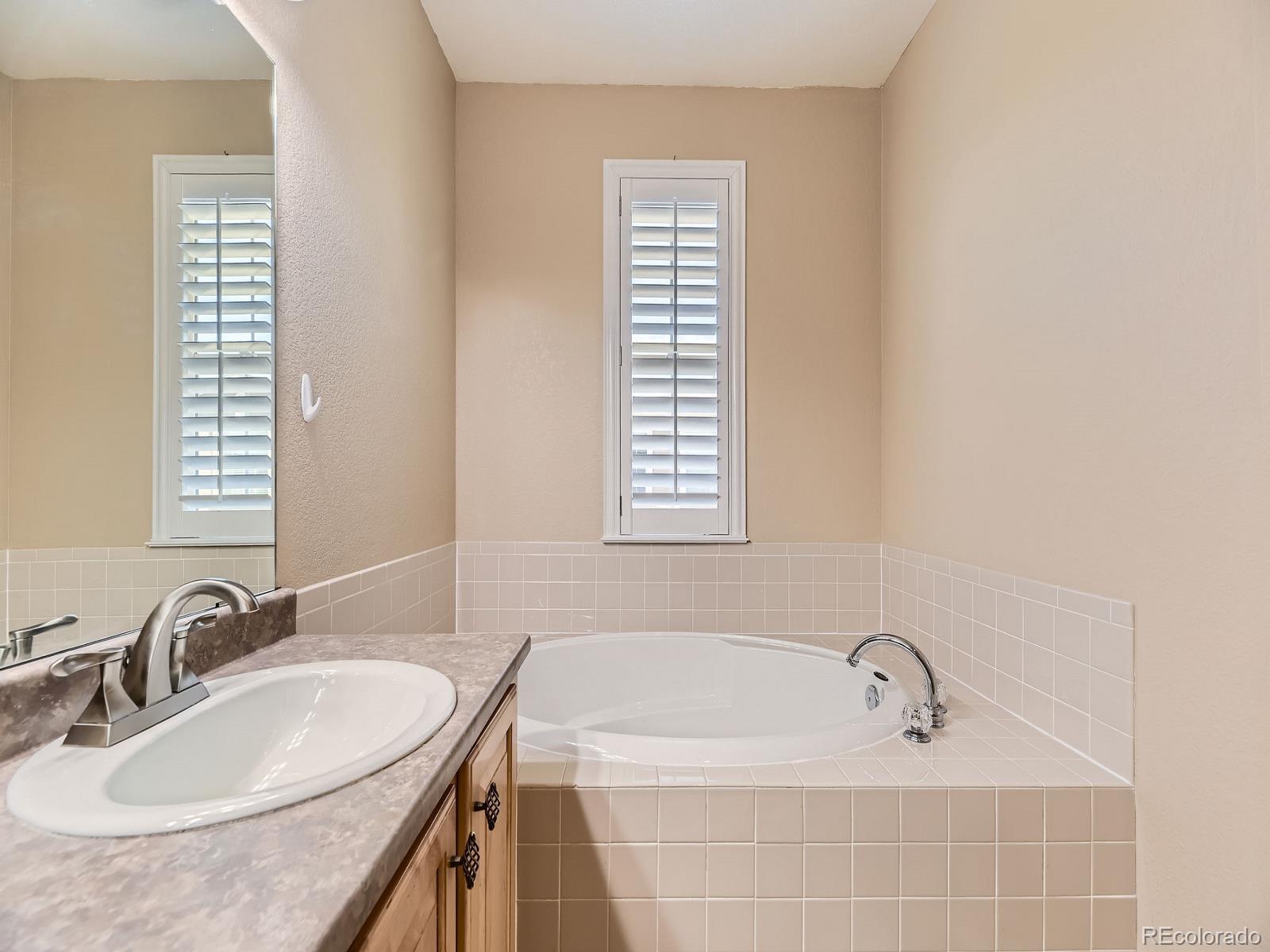 MLS Image #22 for 10578  parkington lane,highlands ranch, Colorado