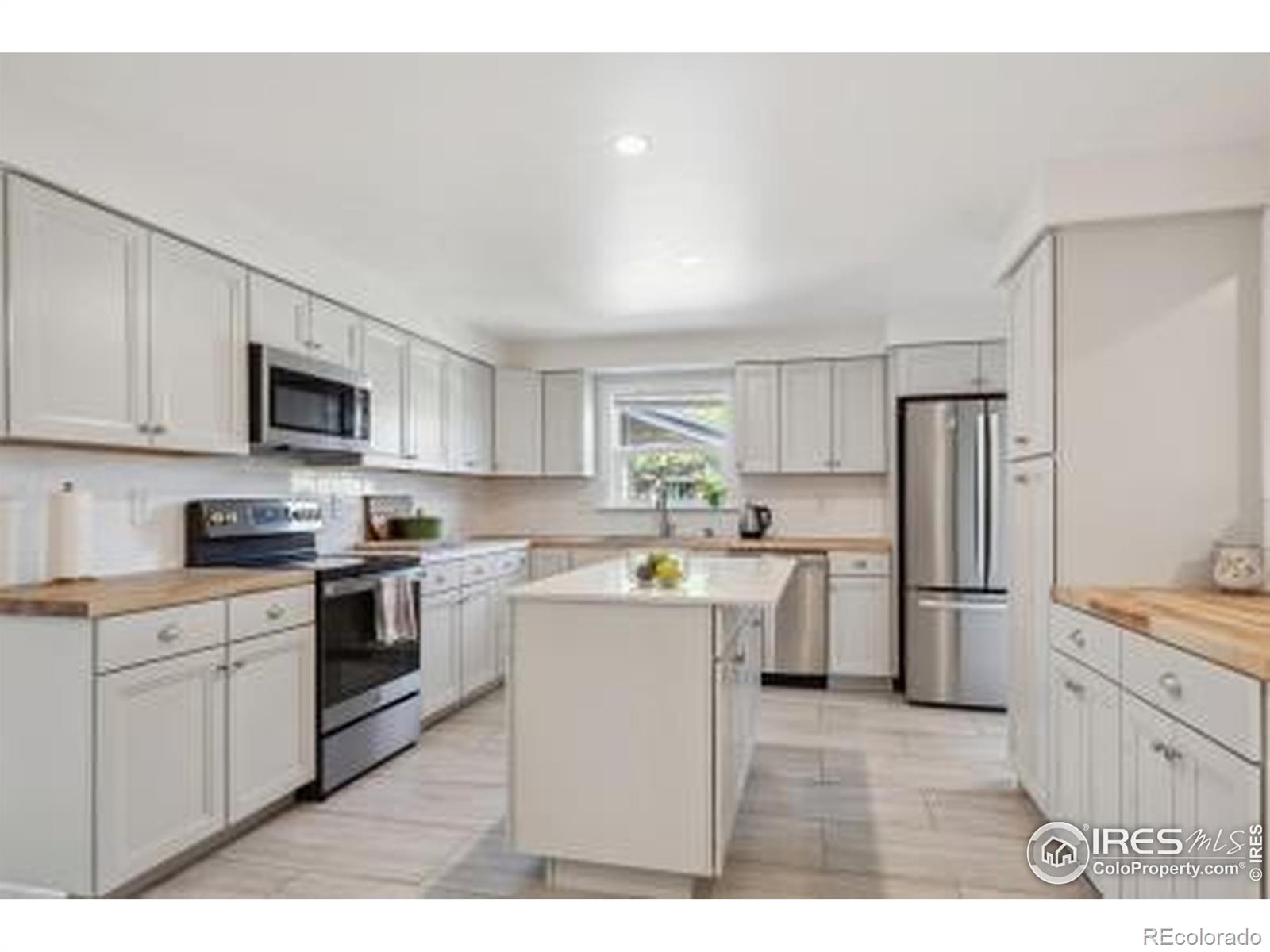 MLS Image #4 for 1610  vivian street,longmont, Colorado