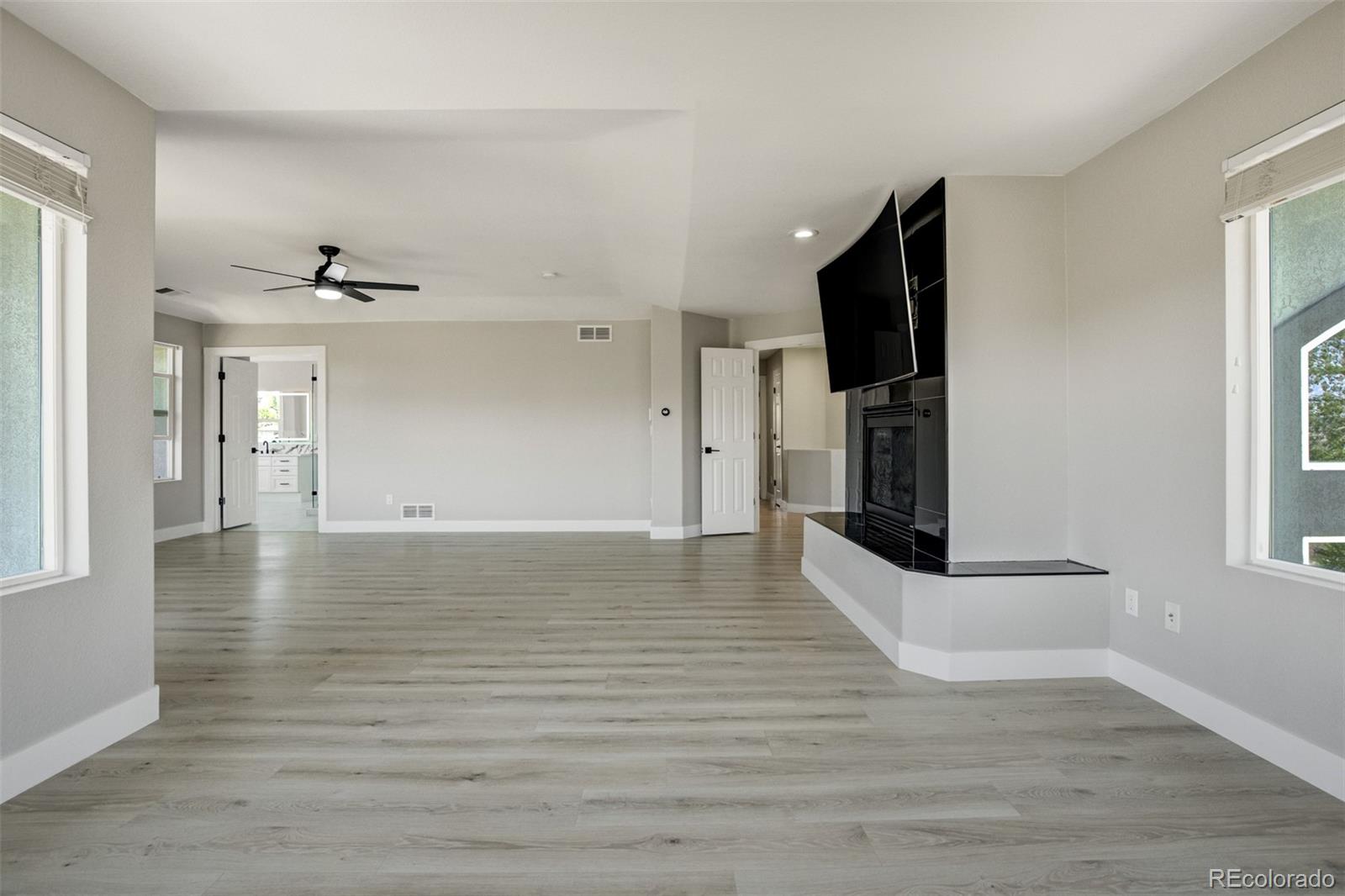 MLS Image #32 for 24031 e hinsdale place,aurora, Colorado
