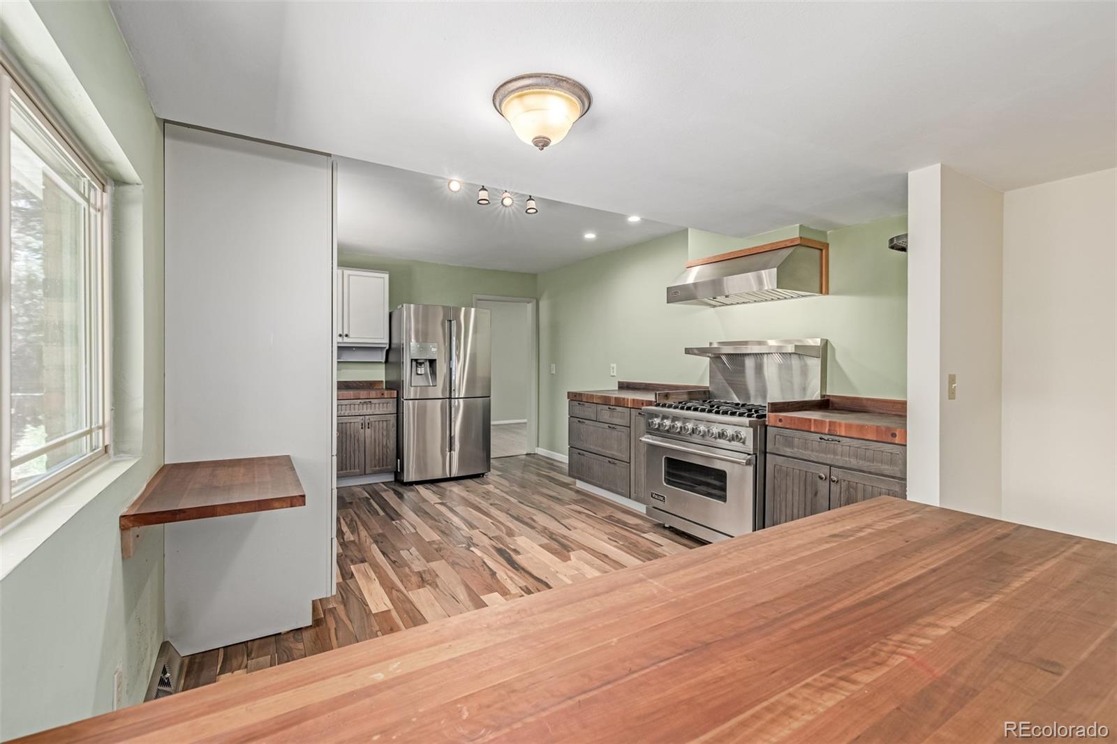 MLS Image #10 for 305  titan street,aurora, Colorado
