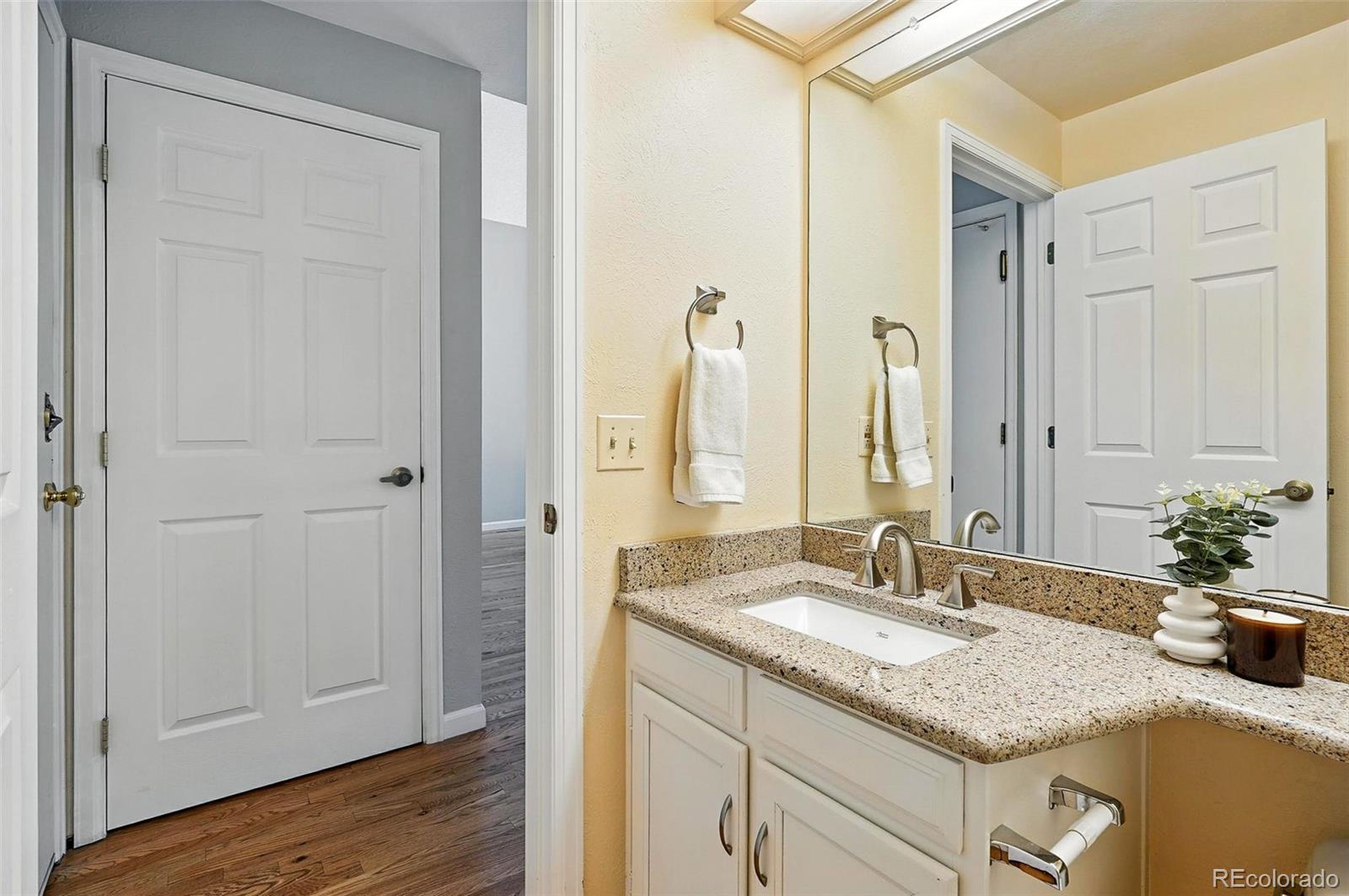 MLS Image #13 for 6401 s forest street,centennial, Colorado