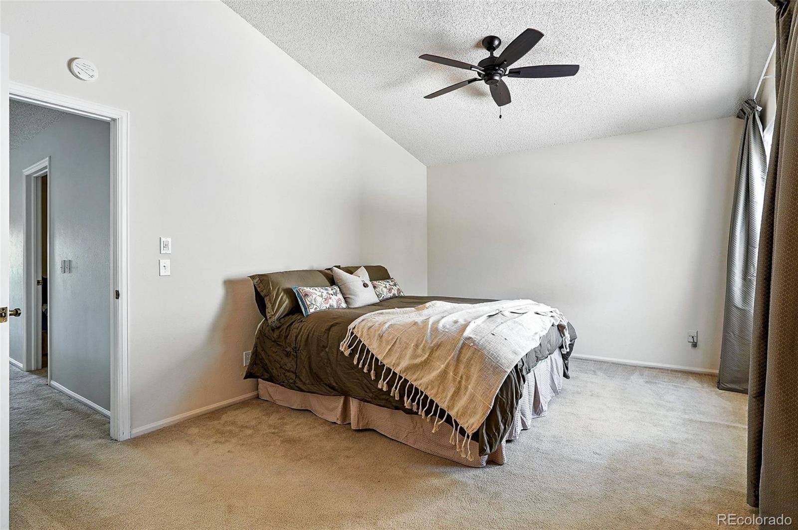 MLS Image #16 for 6401 s forest street,centennial, Colorado