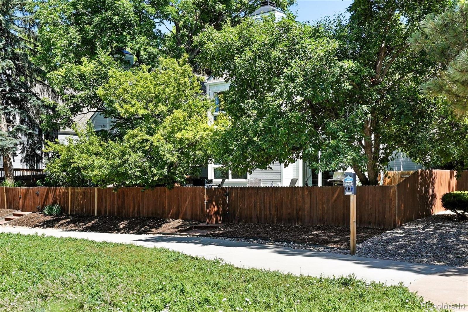 MLS Image #38 for 6401 s forest street,centennial, Colorado