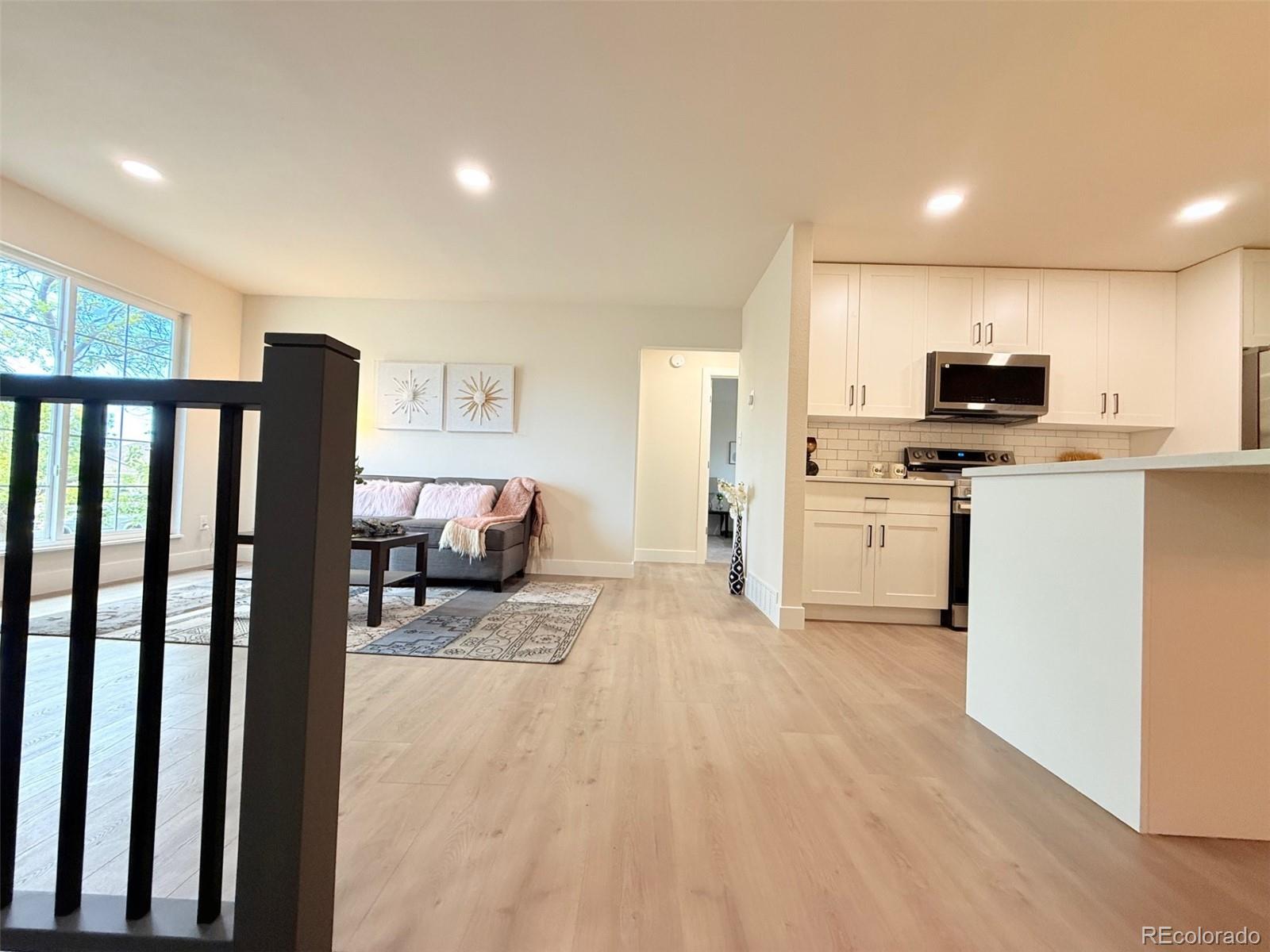 MLS Image #4 for 4770  newton drive,colorado springs, Colorado
