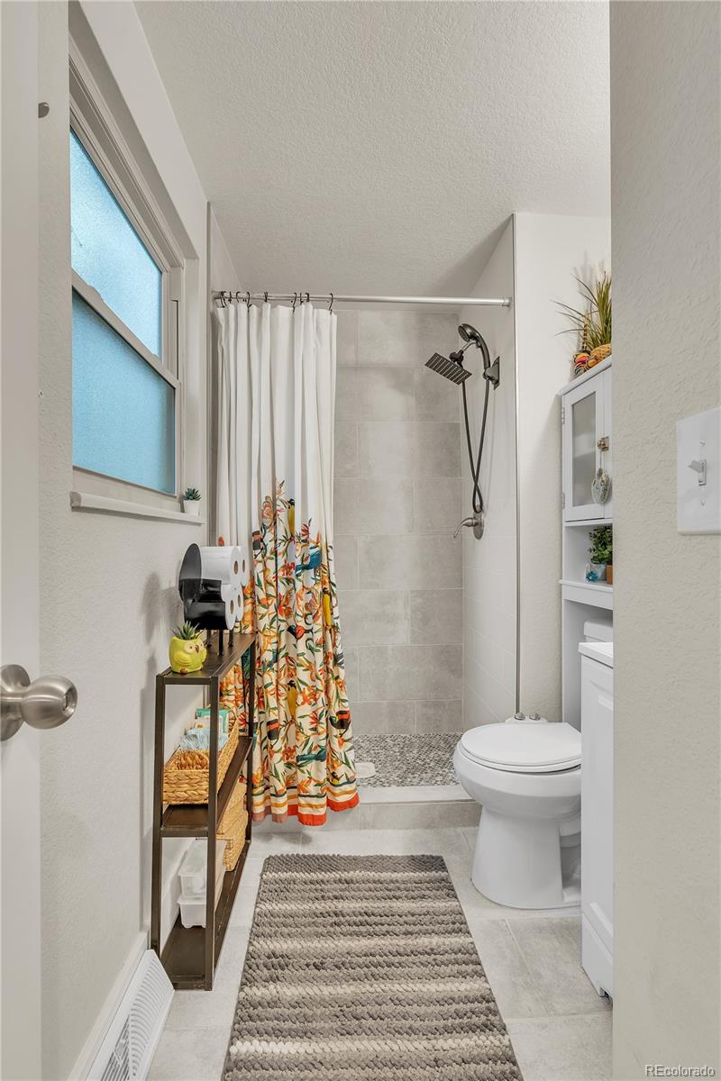 MLS Image #17 for 3163 s boston court,denver, Colorado