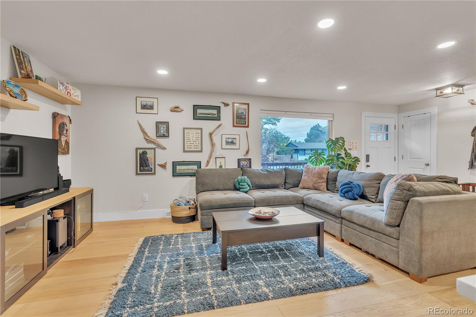MLS Image #8 for 3163 s boston court,denver, Colorado