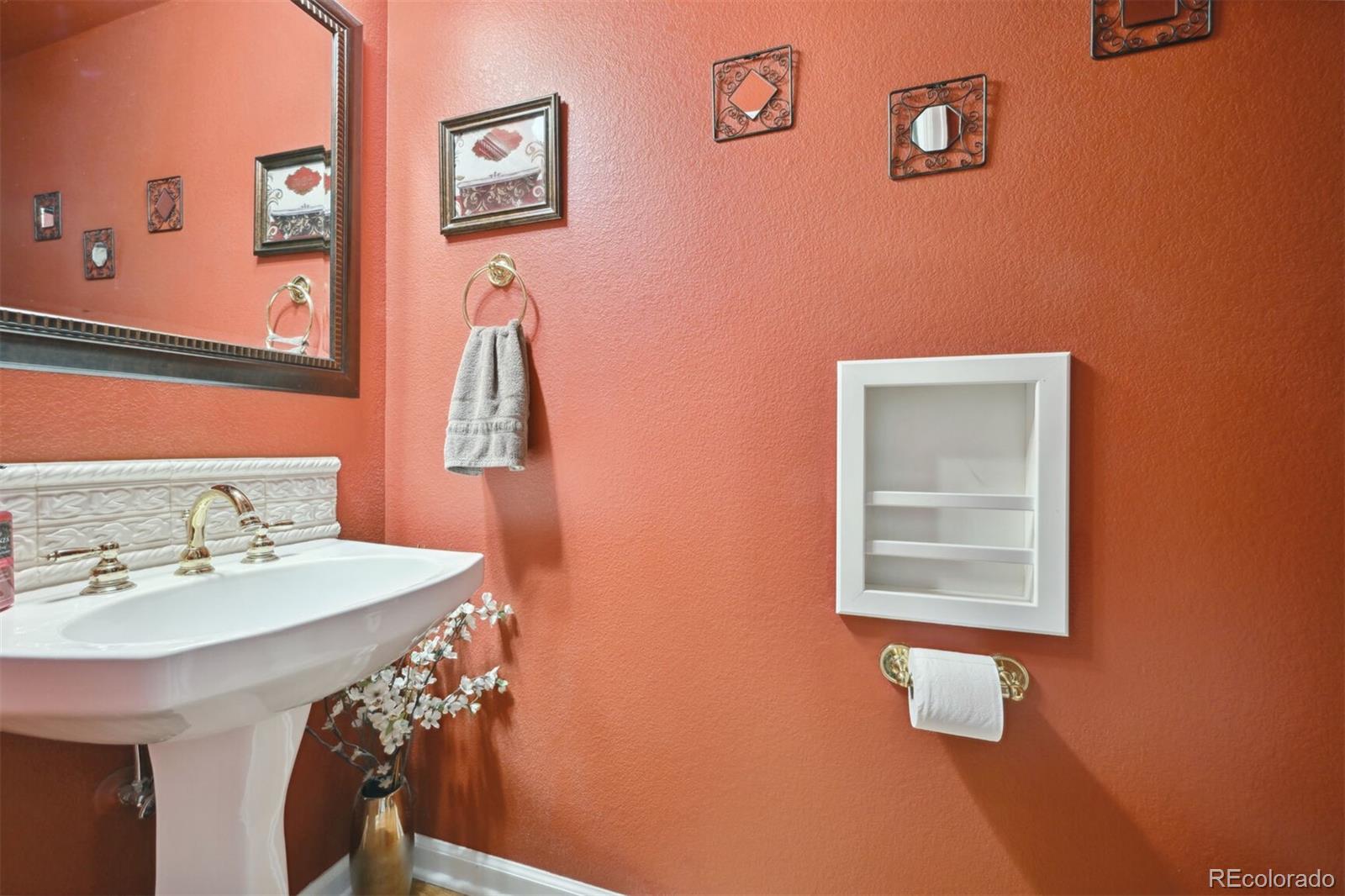 MLS Image #18 for 10520 w vassar drive,lakewood, Colorado